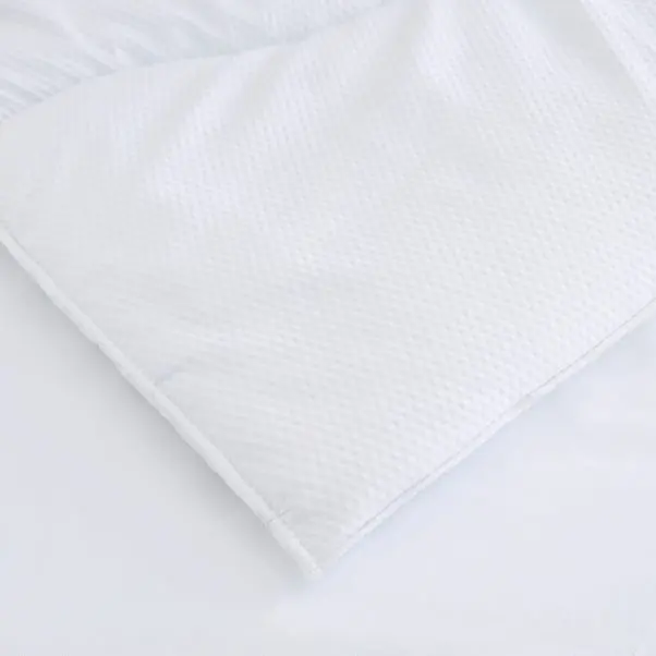 Fogarty Light & Lofty Warm Waffle 10.5 Tog Duvet - Image 3