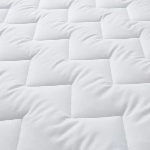 Fogarty Temperature Balance Mattress Protector - Image 3