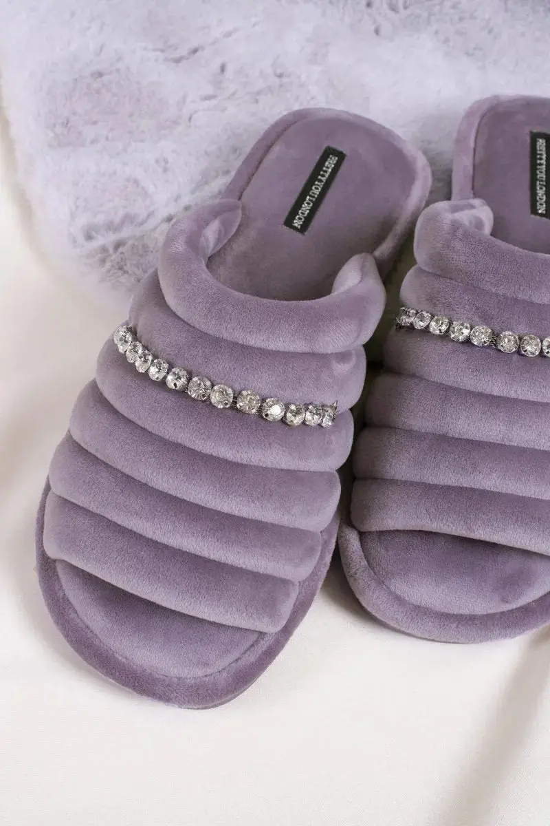 Frankie in Lavender - Image 3