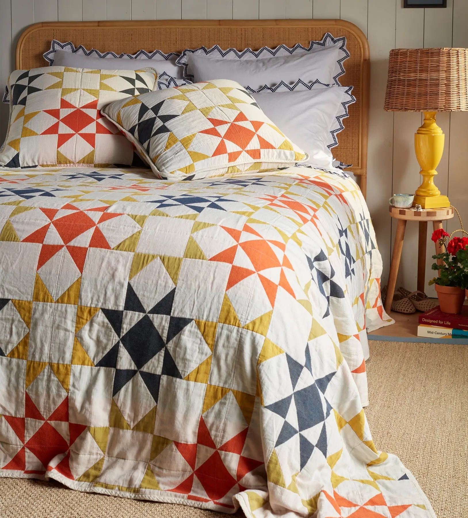 Glassette Stella Quilted 100% Cotton Bedspread - Image 2