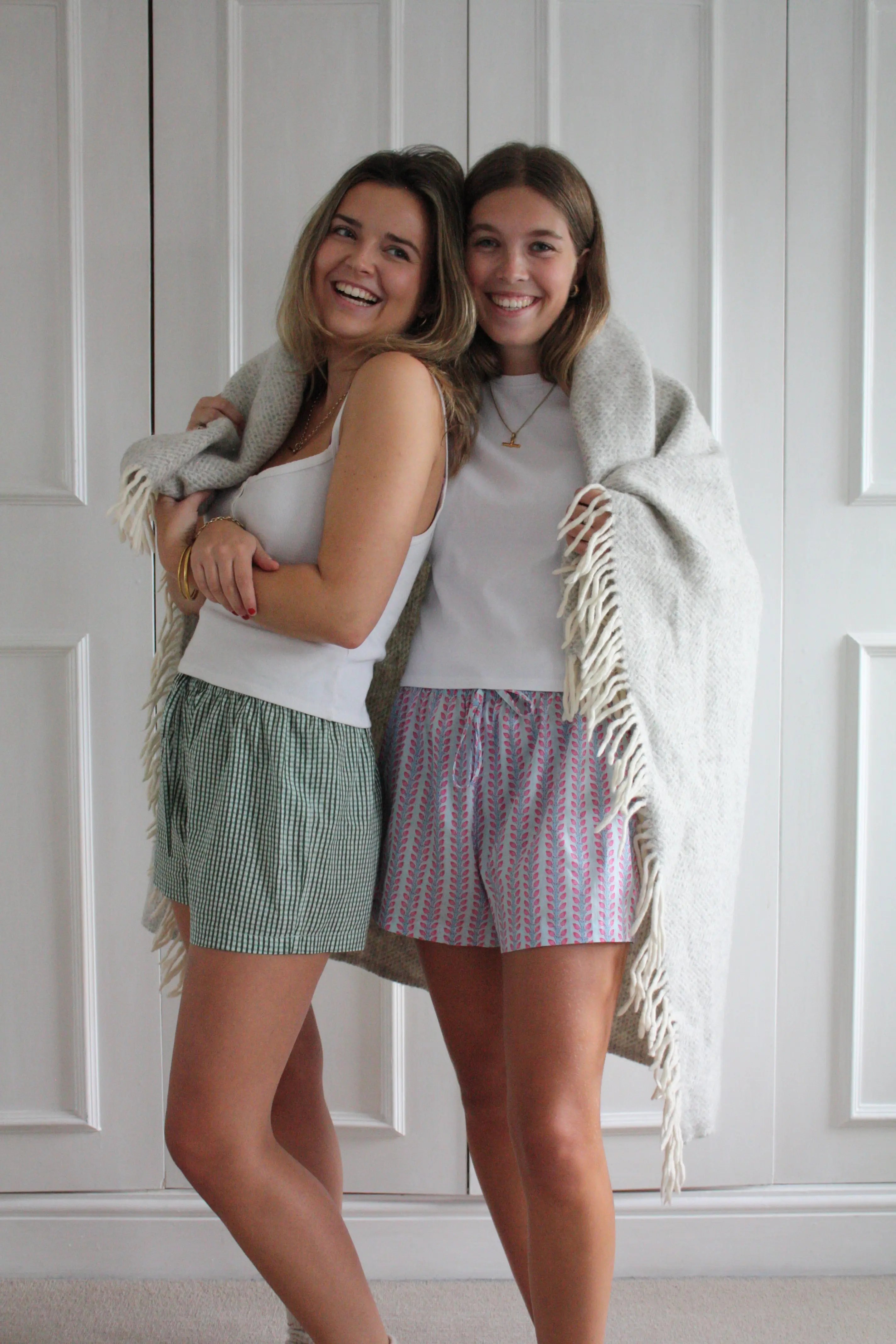 Green Gingham Women's Pyjama Shorts - Image 2