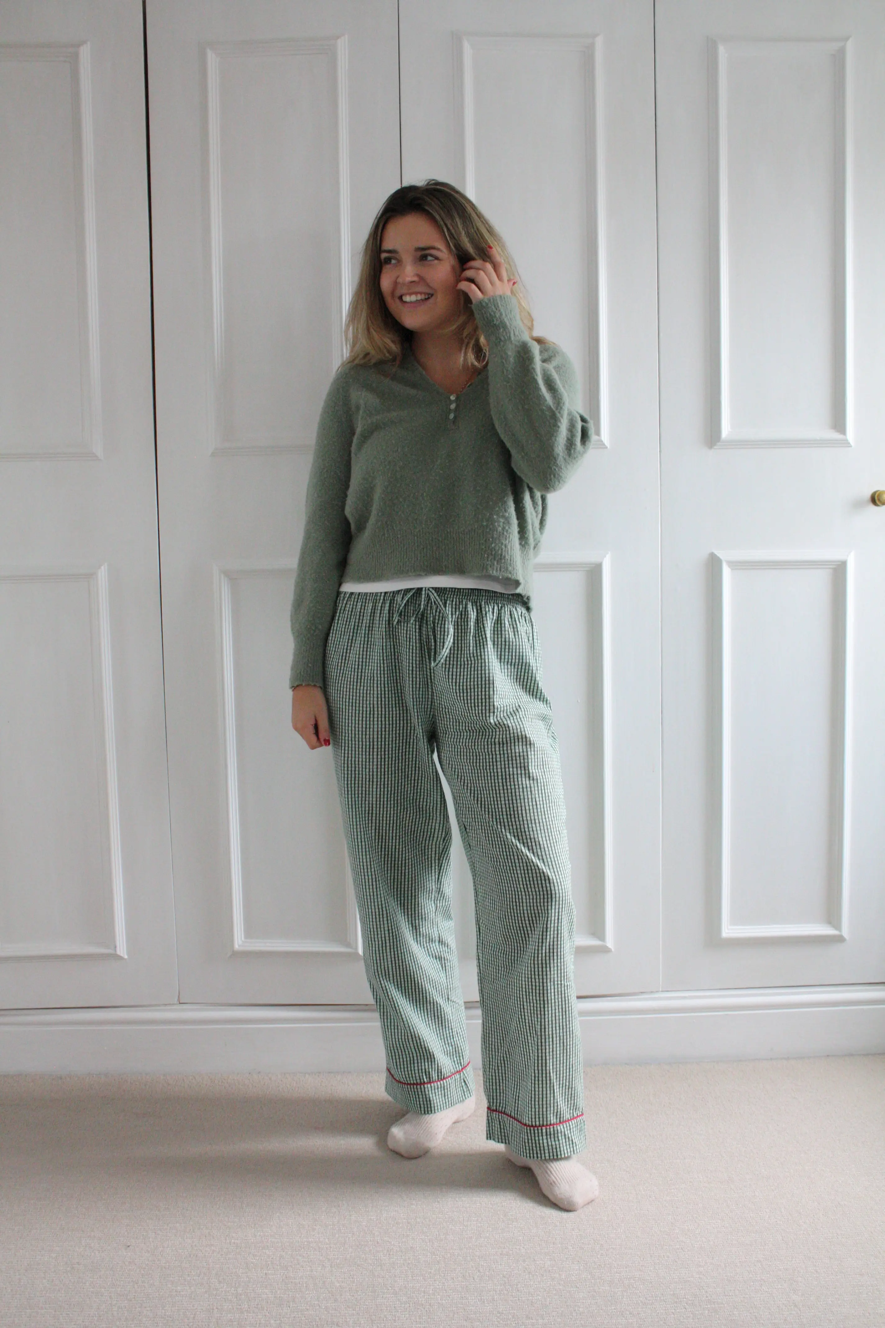 Green Gingham Women's Pyjama Trousers - Image 2