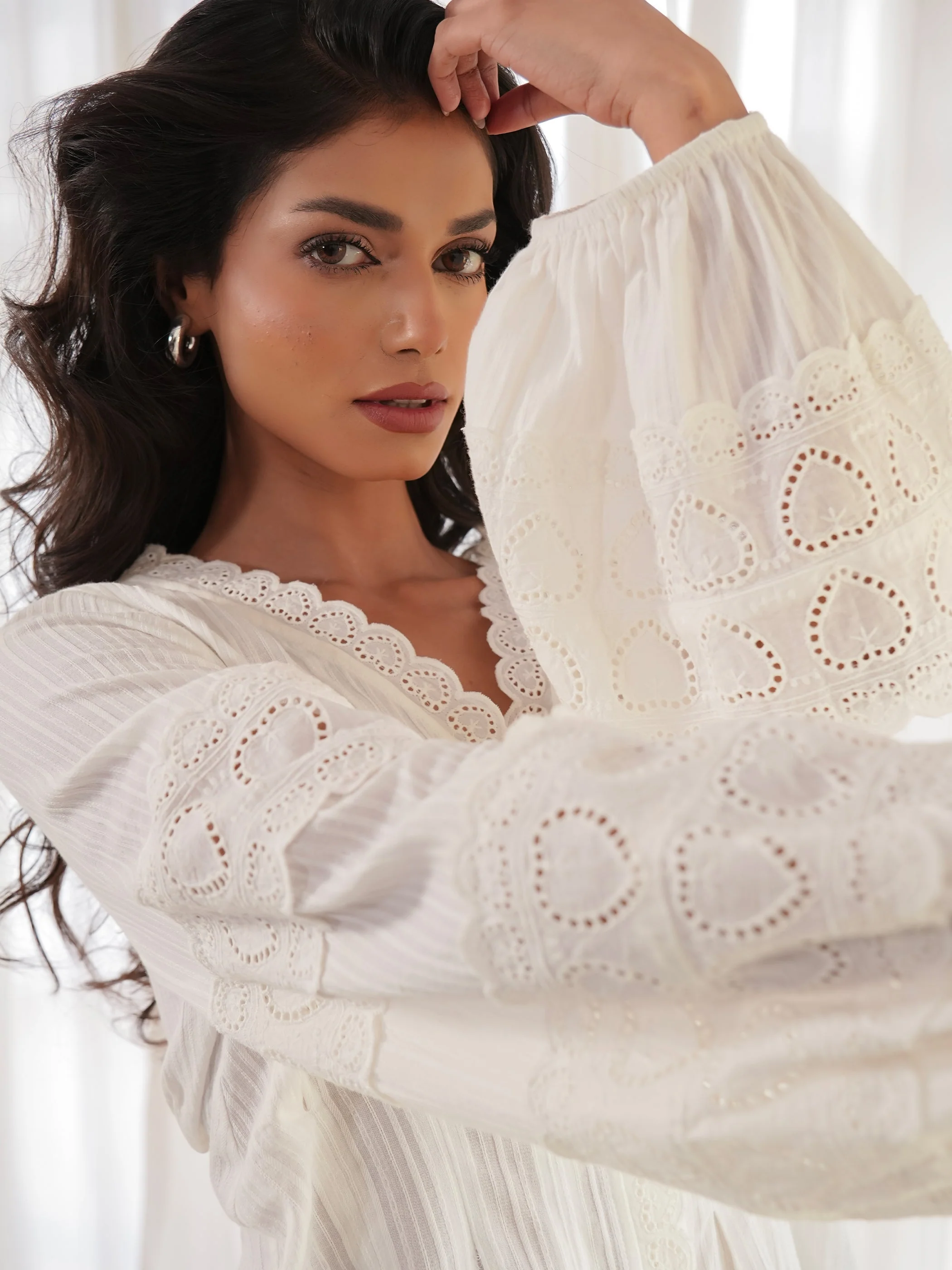 Harri White Cotton Heart Lace Blouse - Image 7