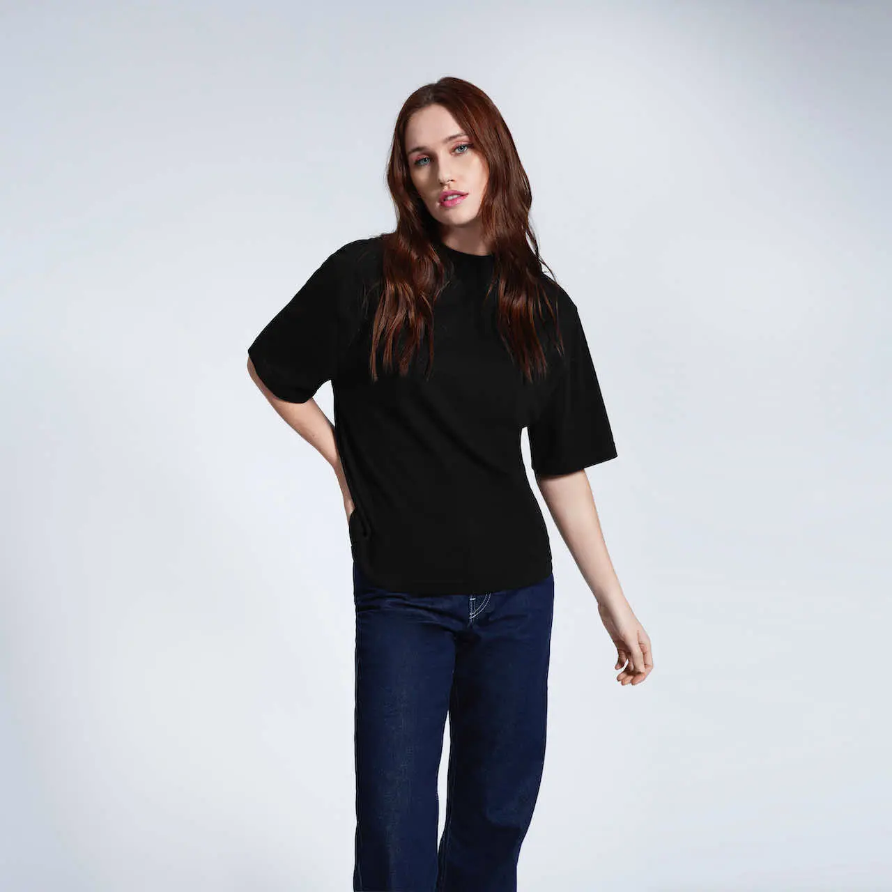 Heavyweight Boxy Women's Organic T-Shirt - Image 12