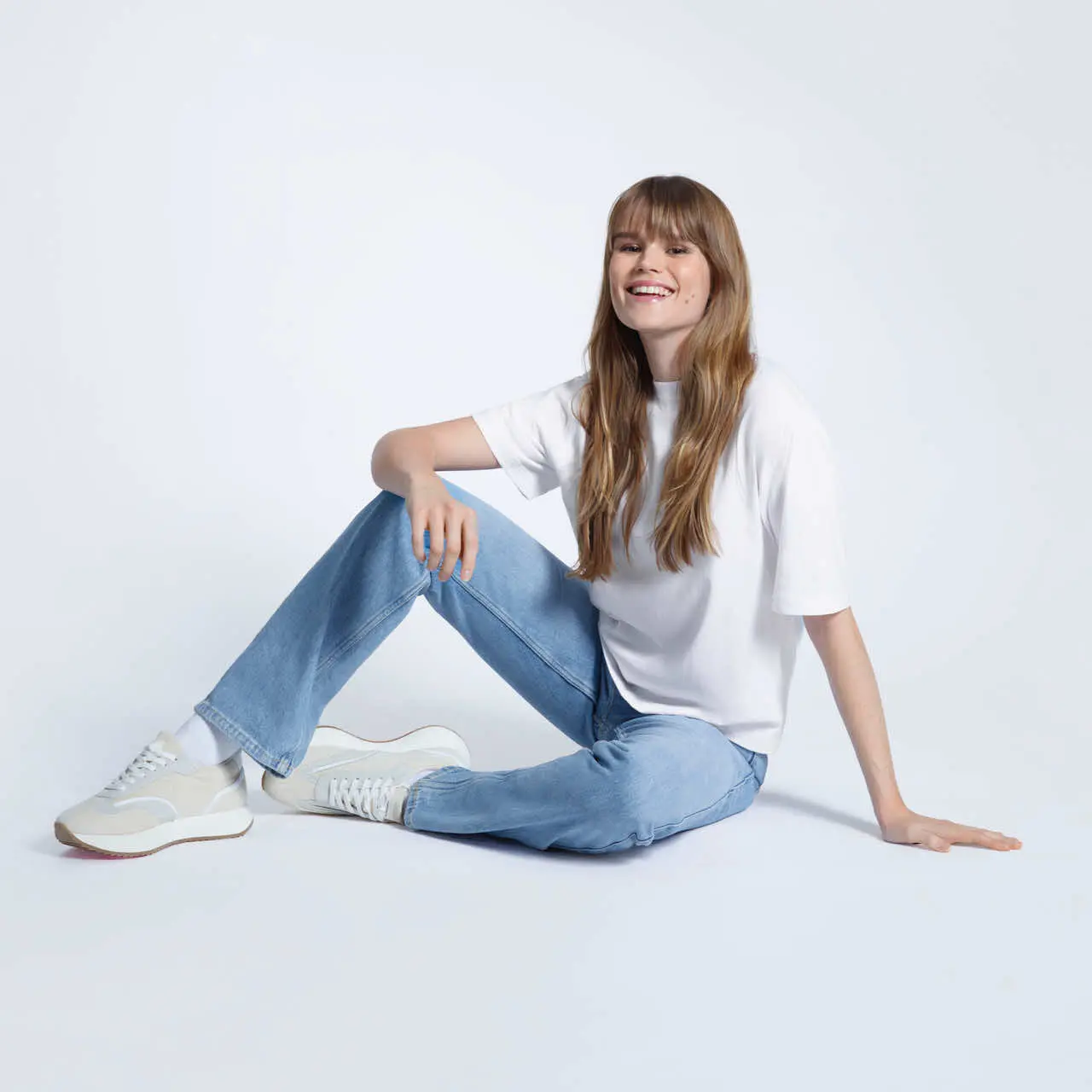 Heavyweight Boxy Women's Organic T-Shirt - Image 4