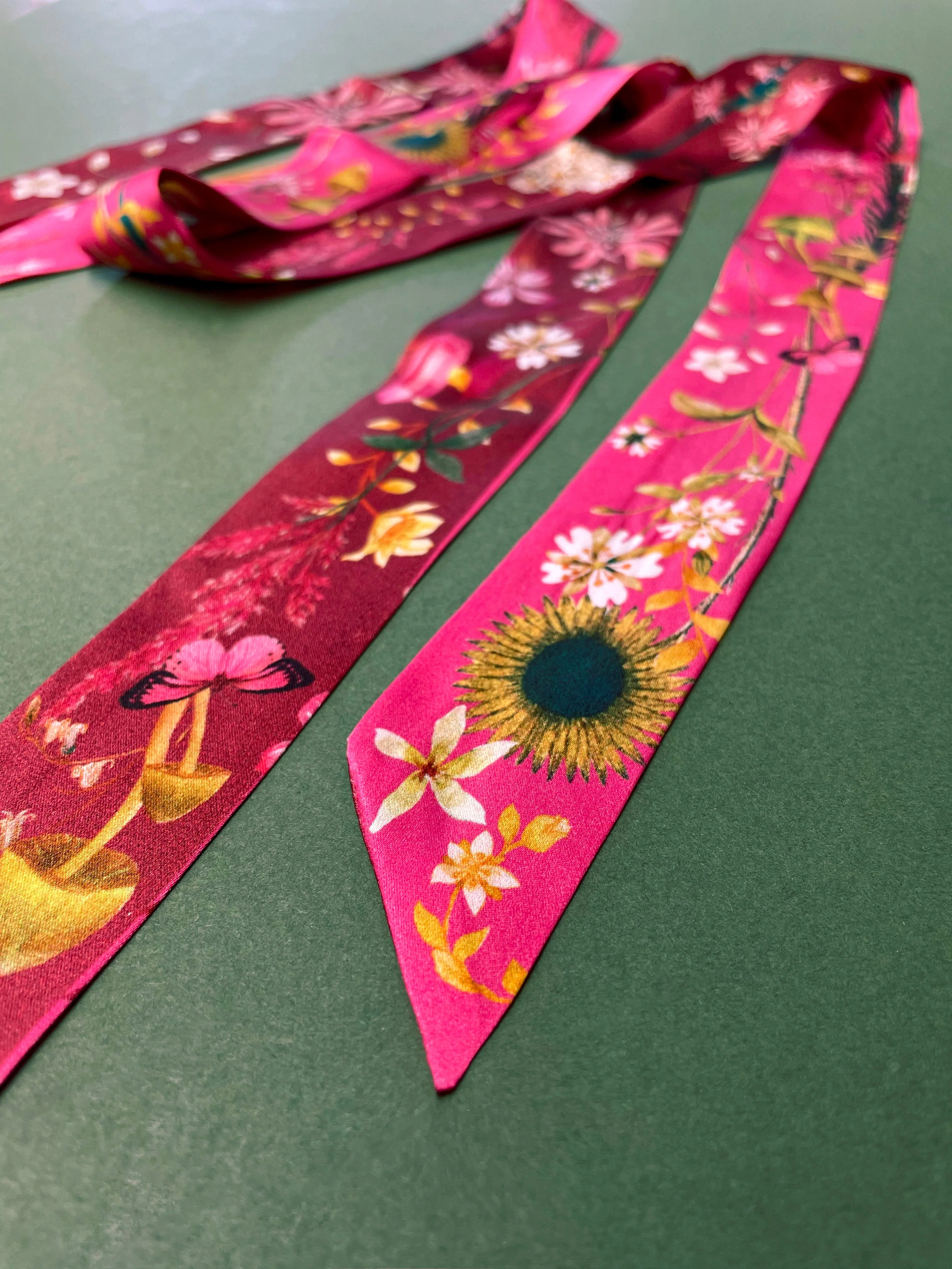 Hot pink Silk satin 'Mirasol' Ultra Skinny silk scarf with sunflowers - Image 4