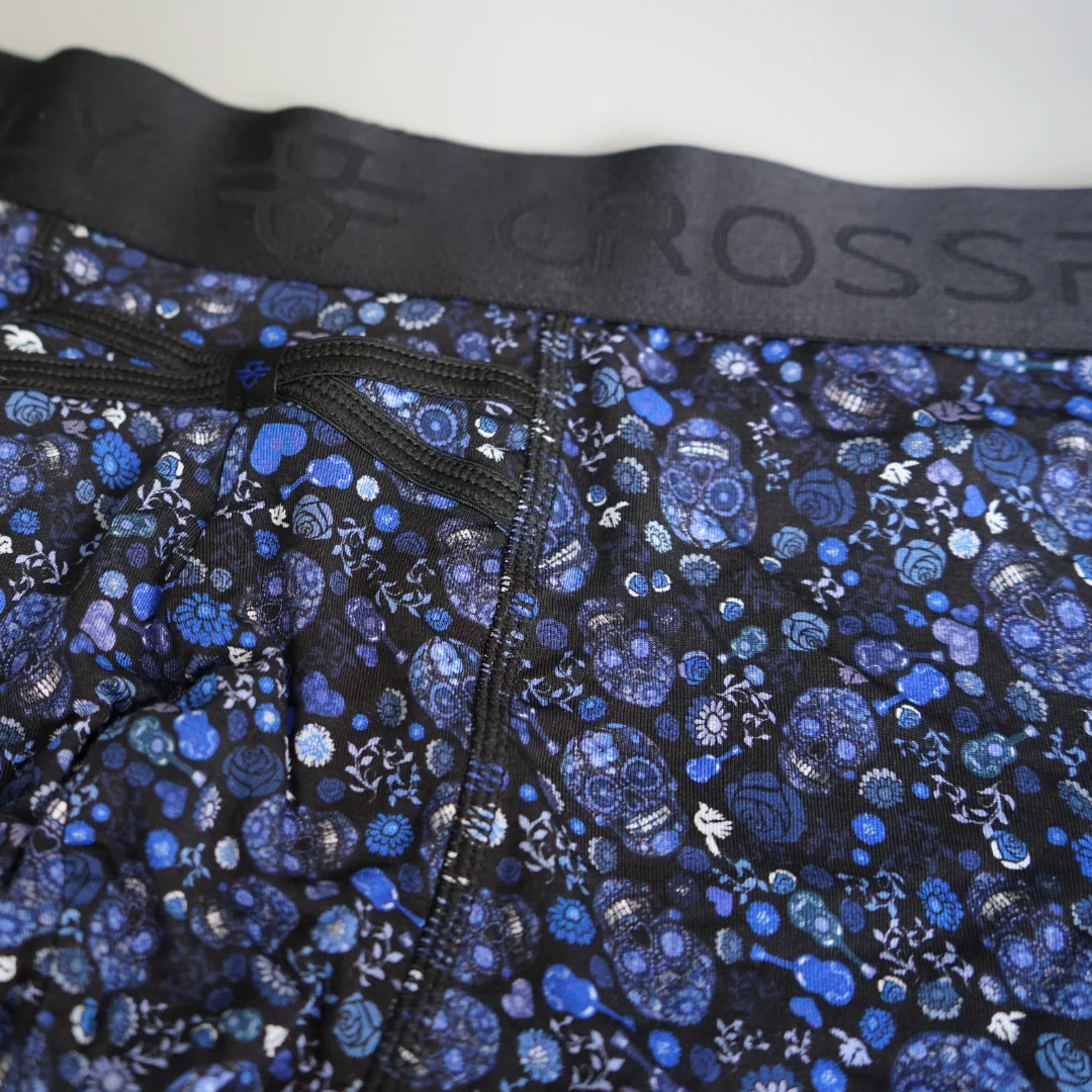 IKON Men's 3" Trunks - Skulls and Hearts Blues - Image 4