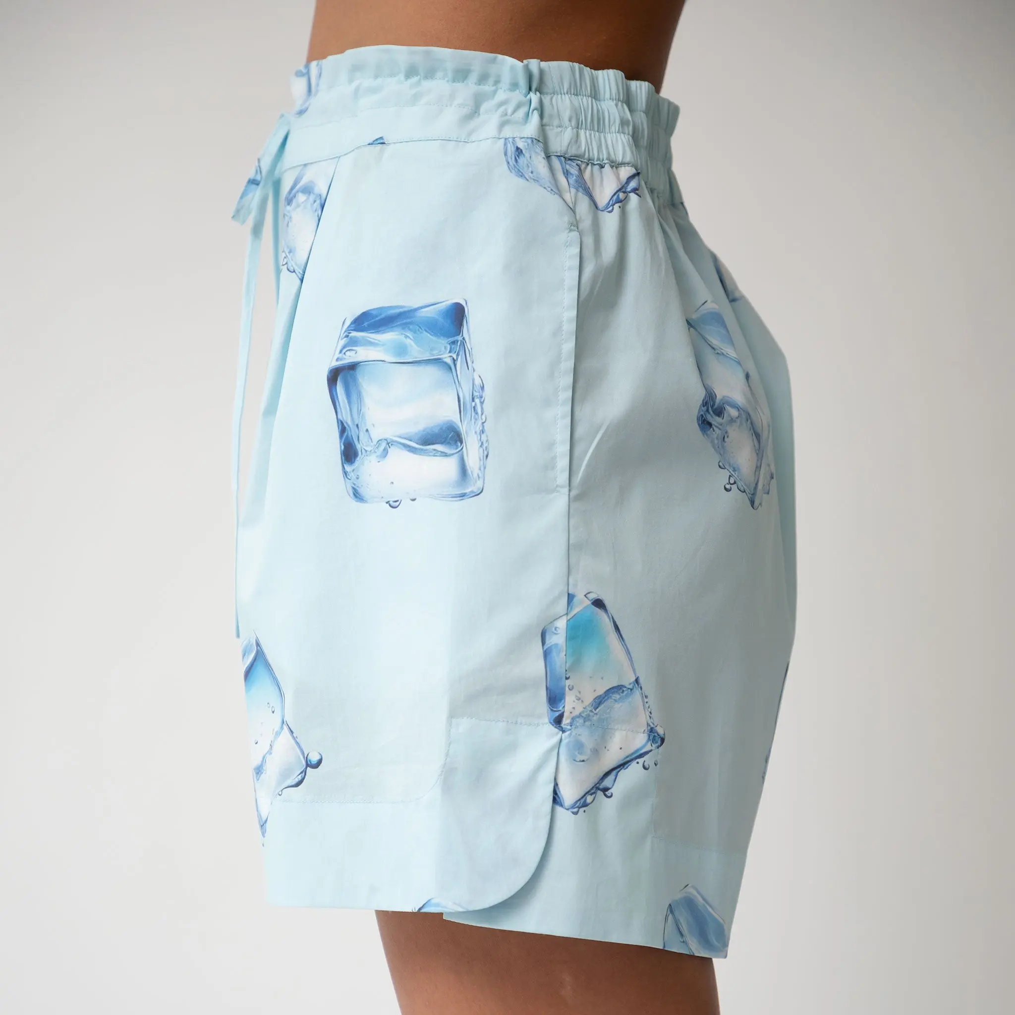 InStyle Cotton Poplin Shorts Ice Cubes - Image 4