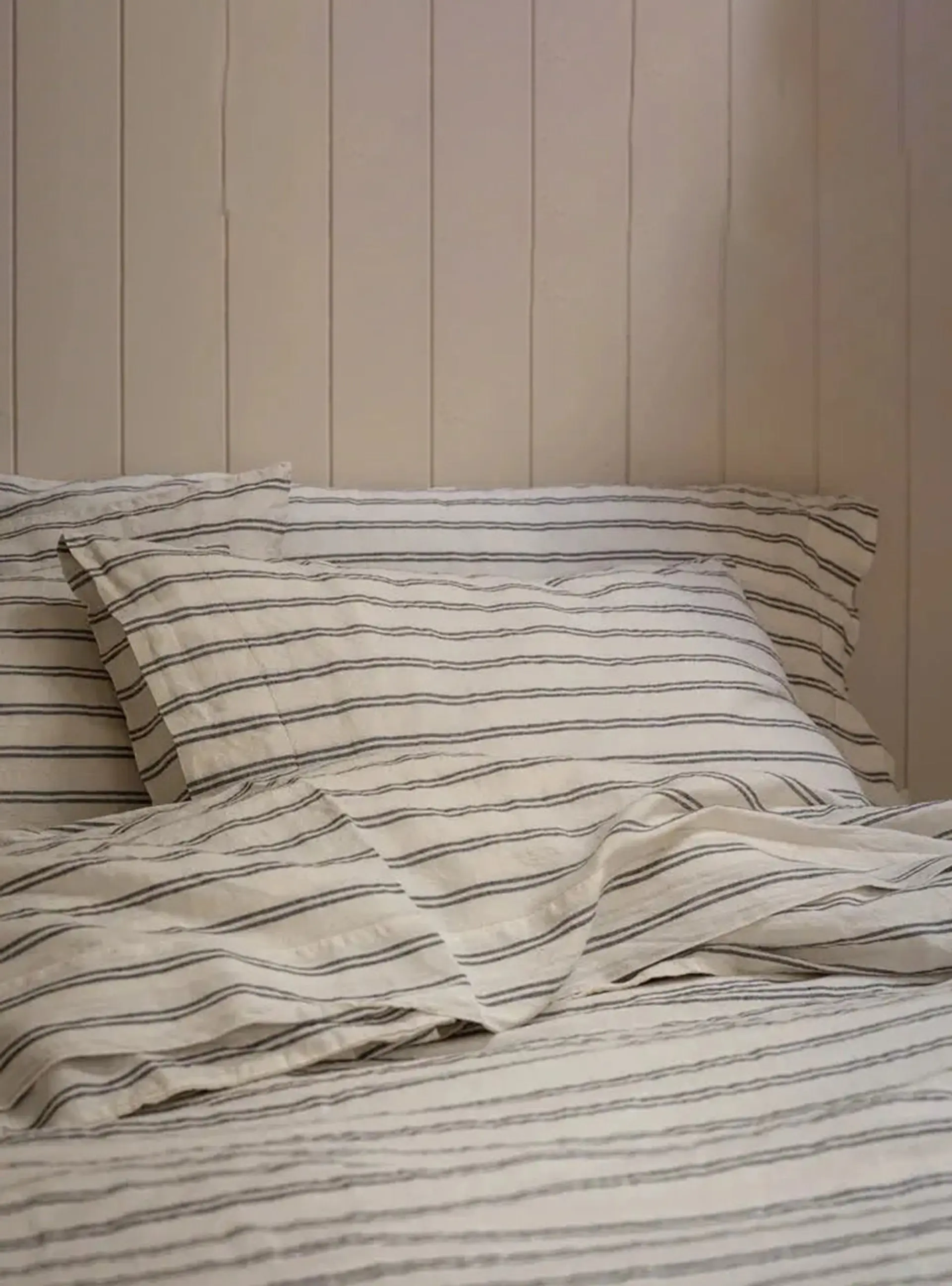Ivory Kemptown Stripe Linen Blend Pillowcase (Pair)