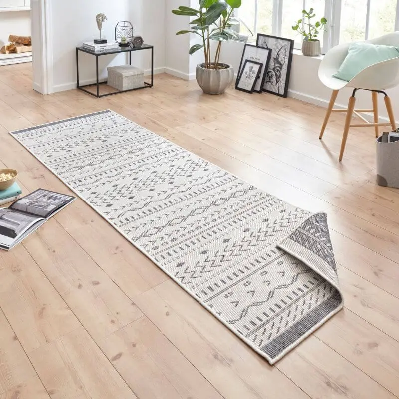 Kuba Reversible Indoor-Outdoor Rug - Image 9