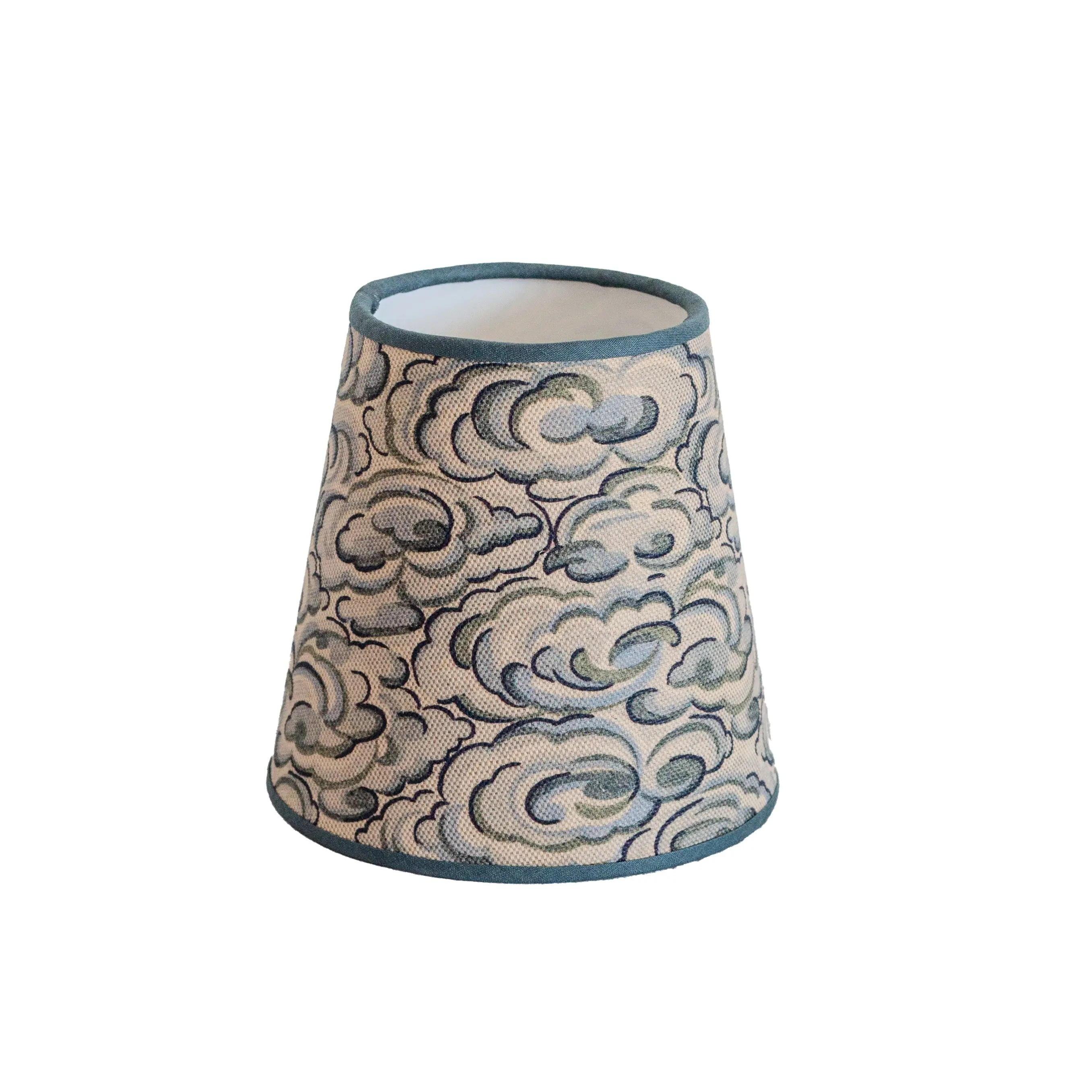 Kumo Clouds Lampshade - Image 2