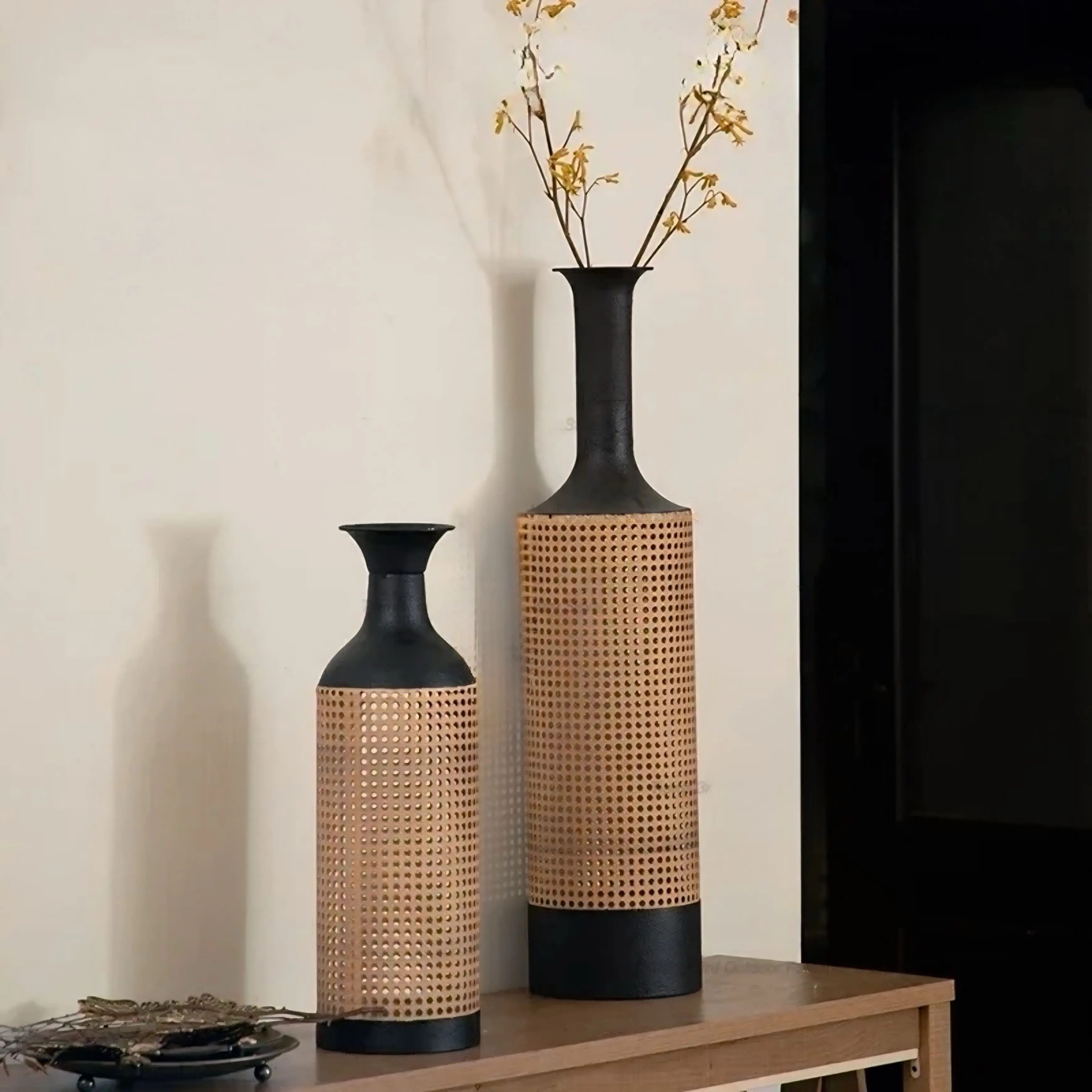 Kushi Vase - Image 2