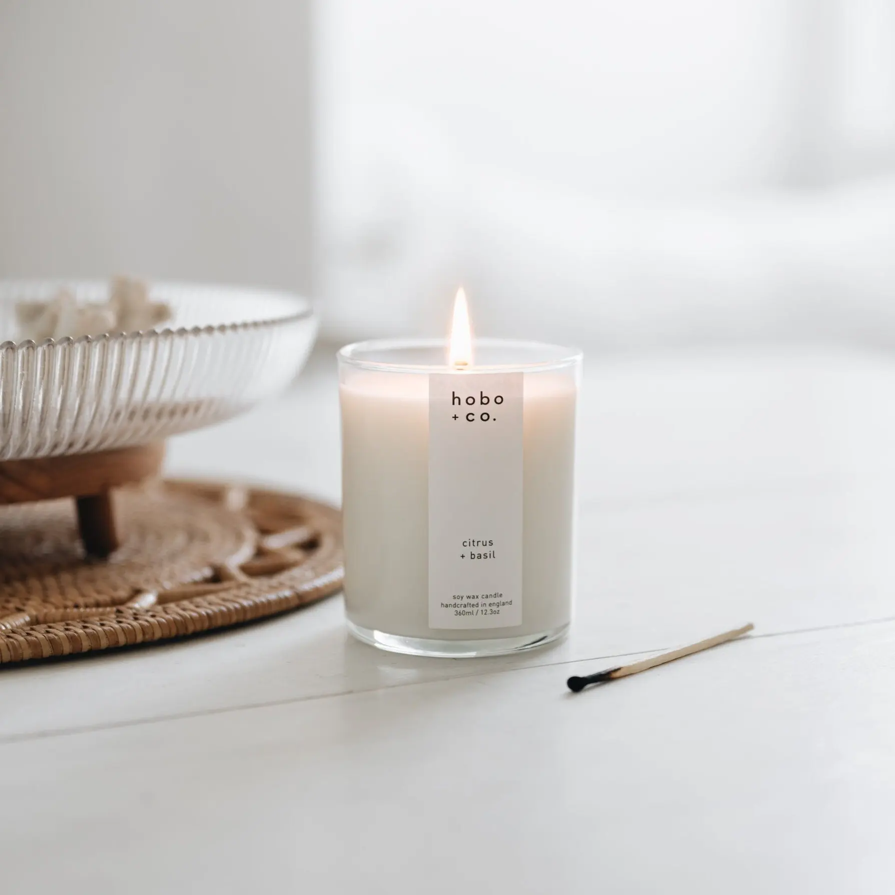 Large Citrus and Basil Candle - Image 3