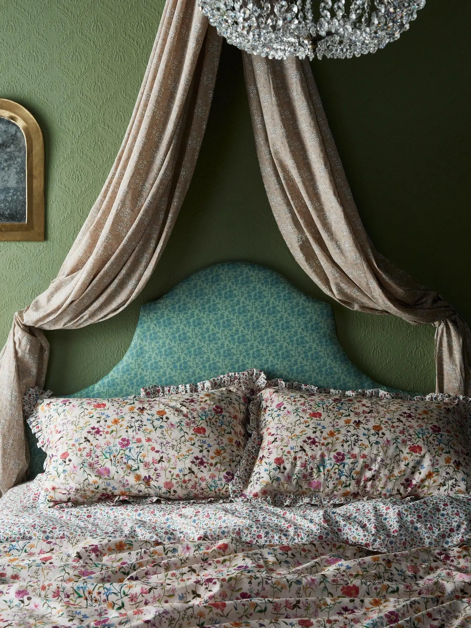 LINEN GARDEN Liberty Fitted Sheet