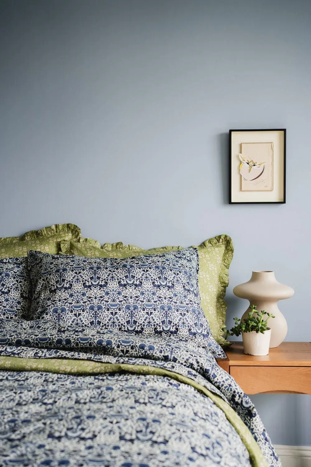 LODDEN NAVY Liberty Pillowcase - Image 2