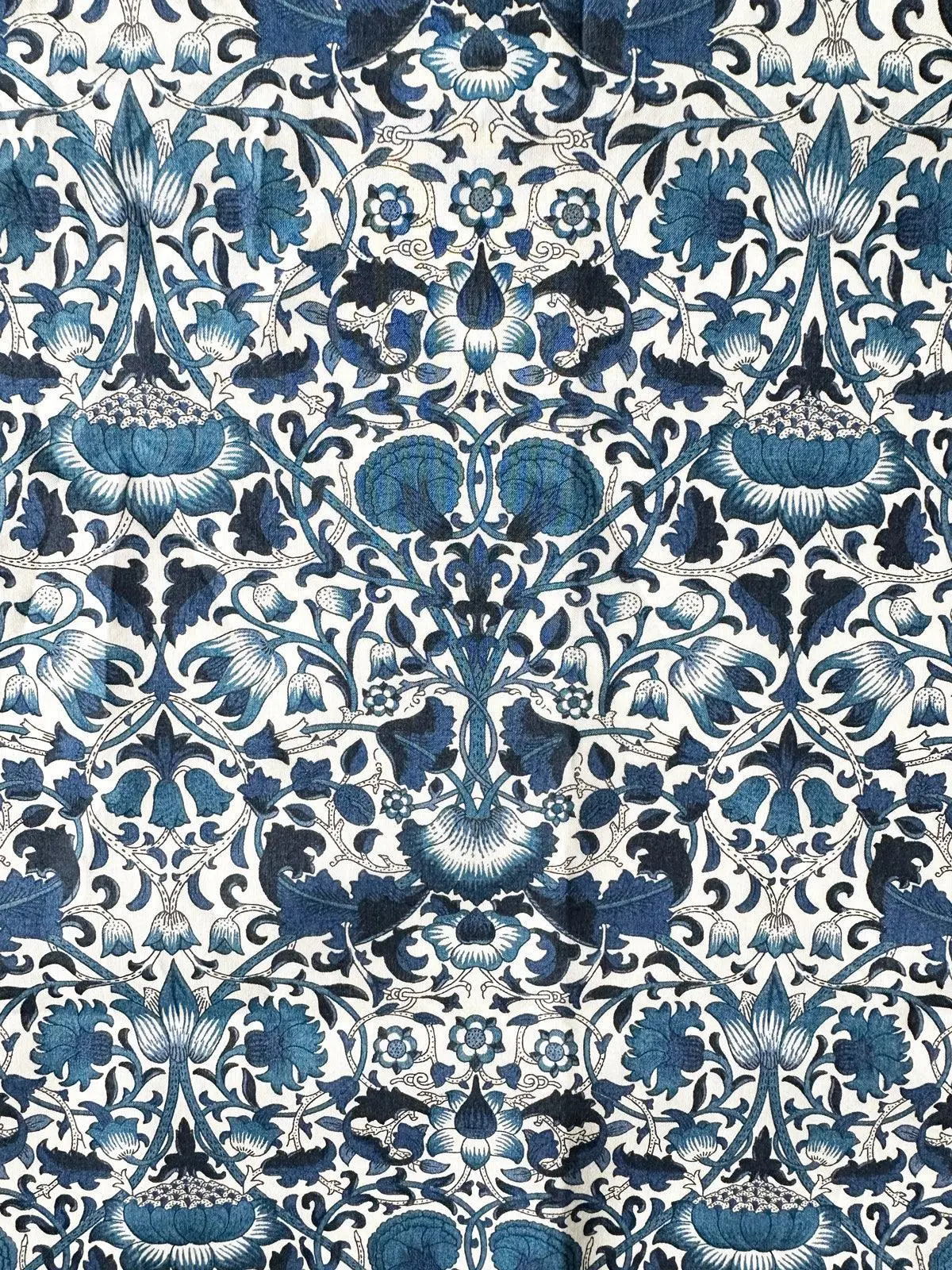LODDEN NAVY Liberty Pillowcase - Image 5