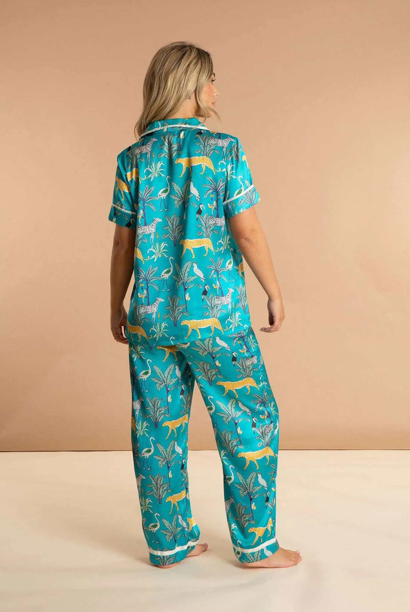 Lomami Leopard Women's Satin Pyjamas - Image 7