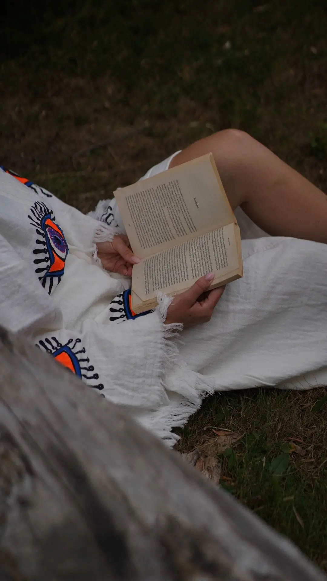 Long Cotton Robe: White with Orange Eye - Image 8