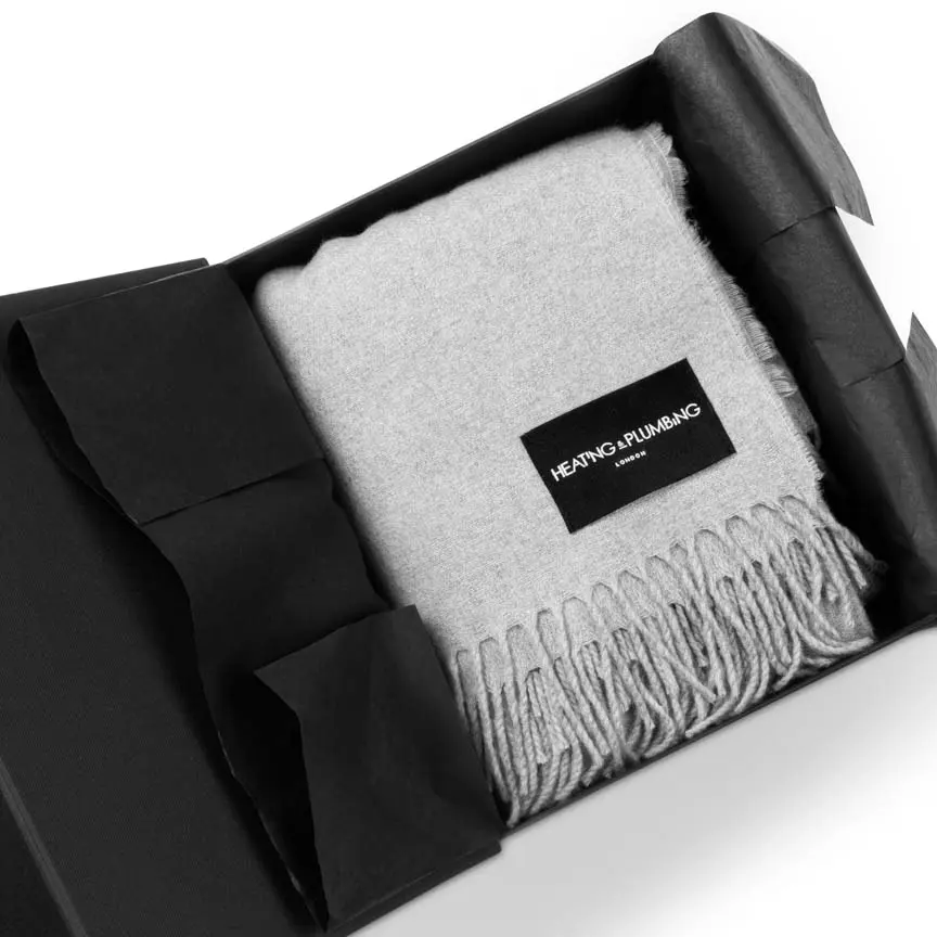 Light Grey Love Stories 100% Cashmere Blanket - Image 3