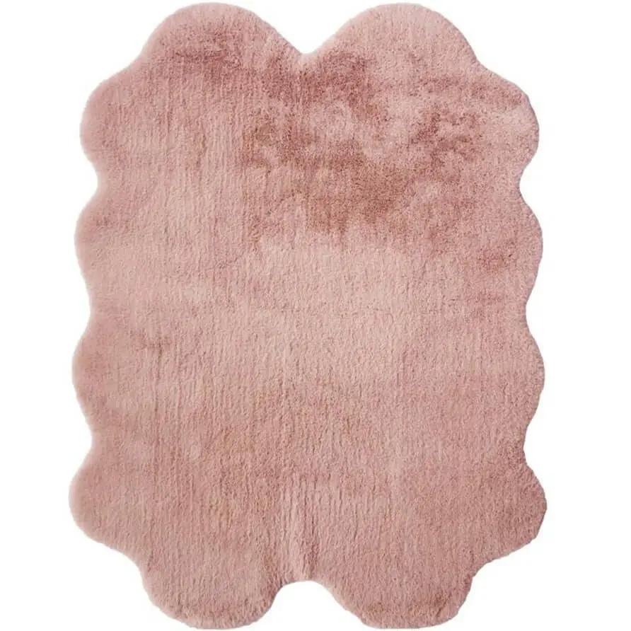 Luxury Pink Faux Fur Rug - Image 4
