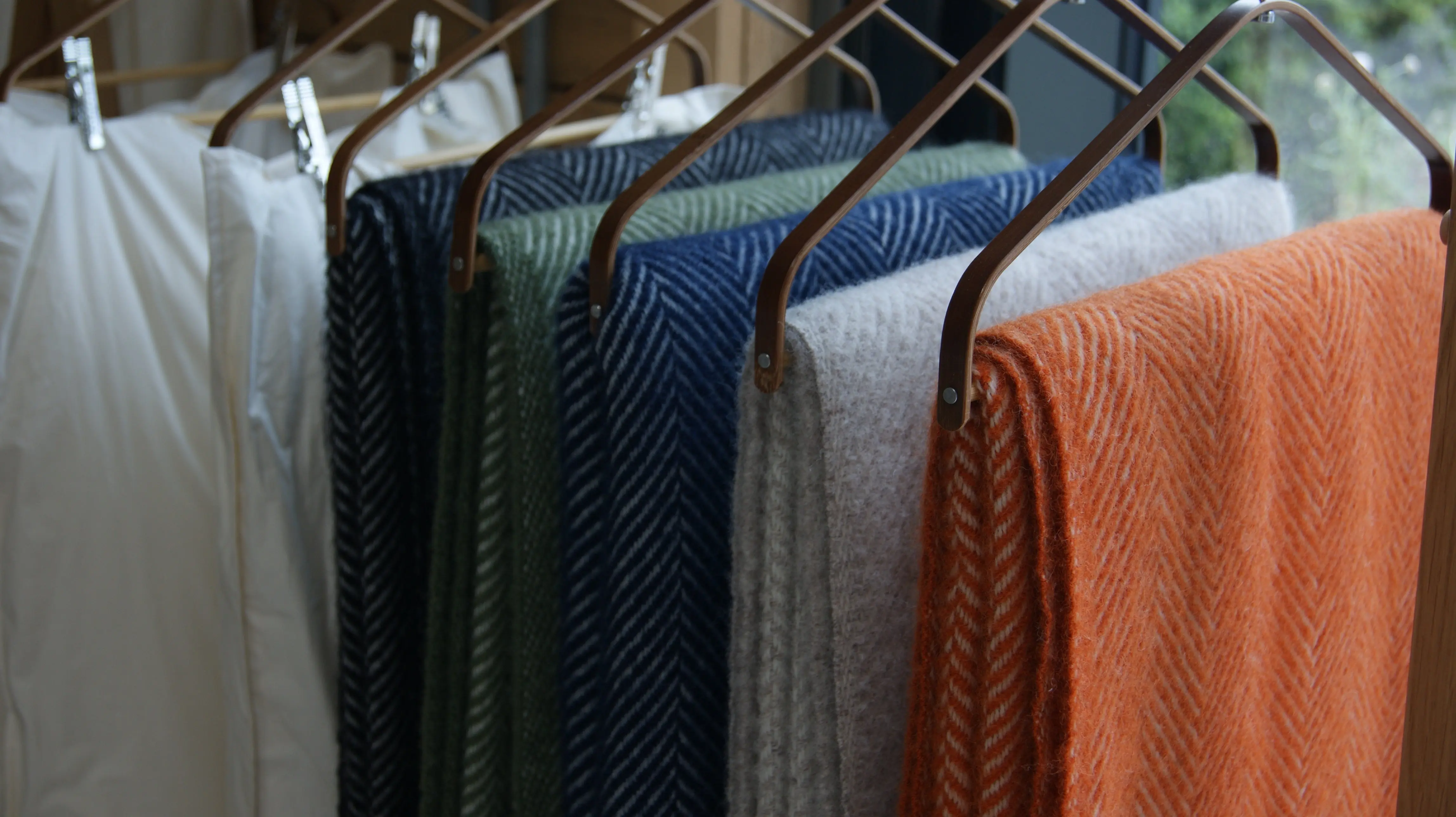 Luxury Pure Wool Throw - Image 6