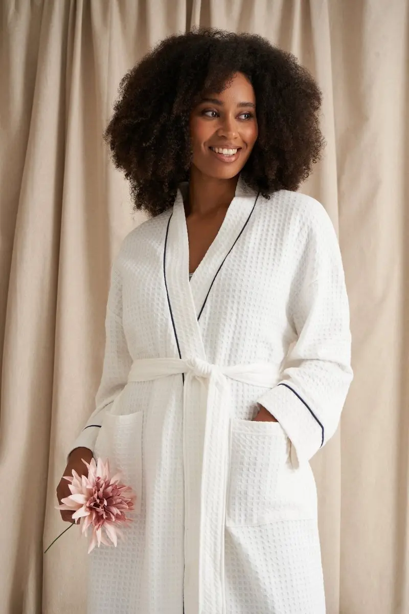 Luxury Suite Waffle Robe in White - Image 4