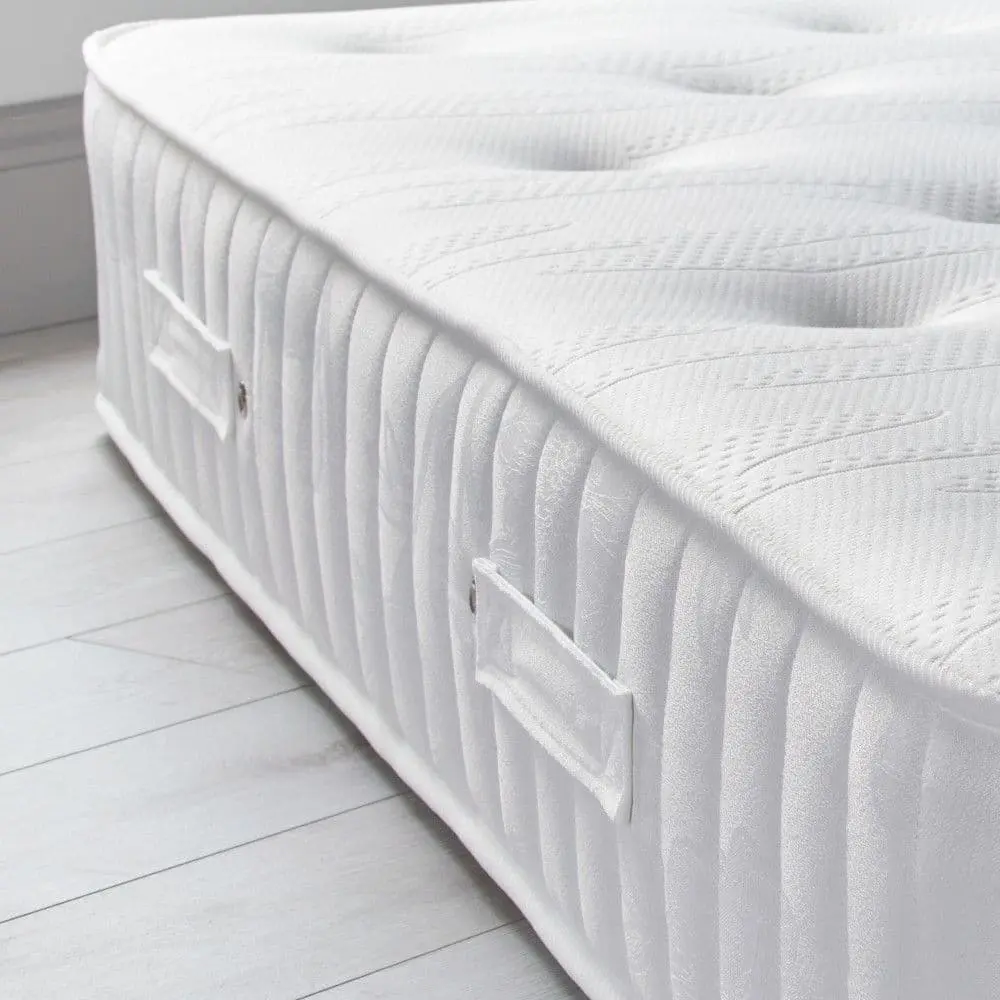 Maestro Spring Memory Foam Tufted Mattress - Image 3