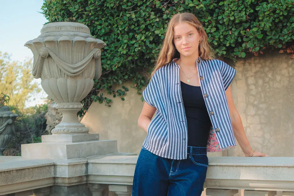 Mana Striped Sleeveless Jacket - Image 5