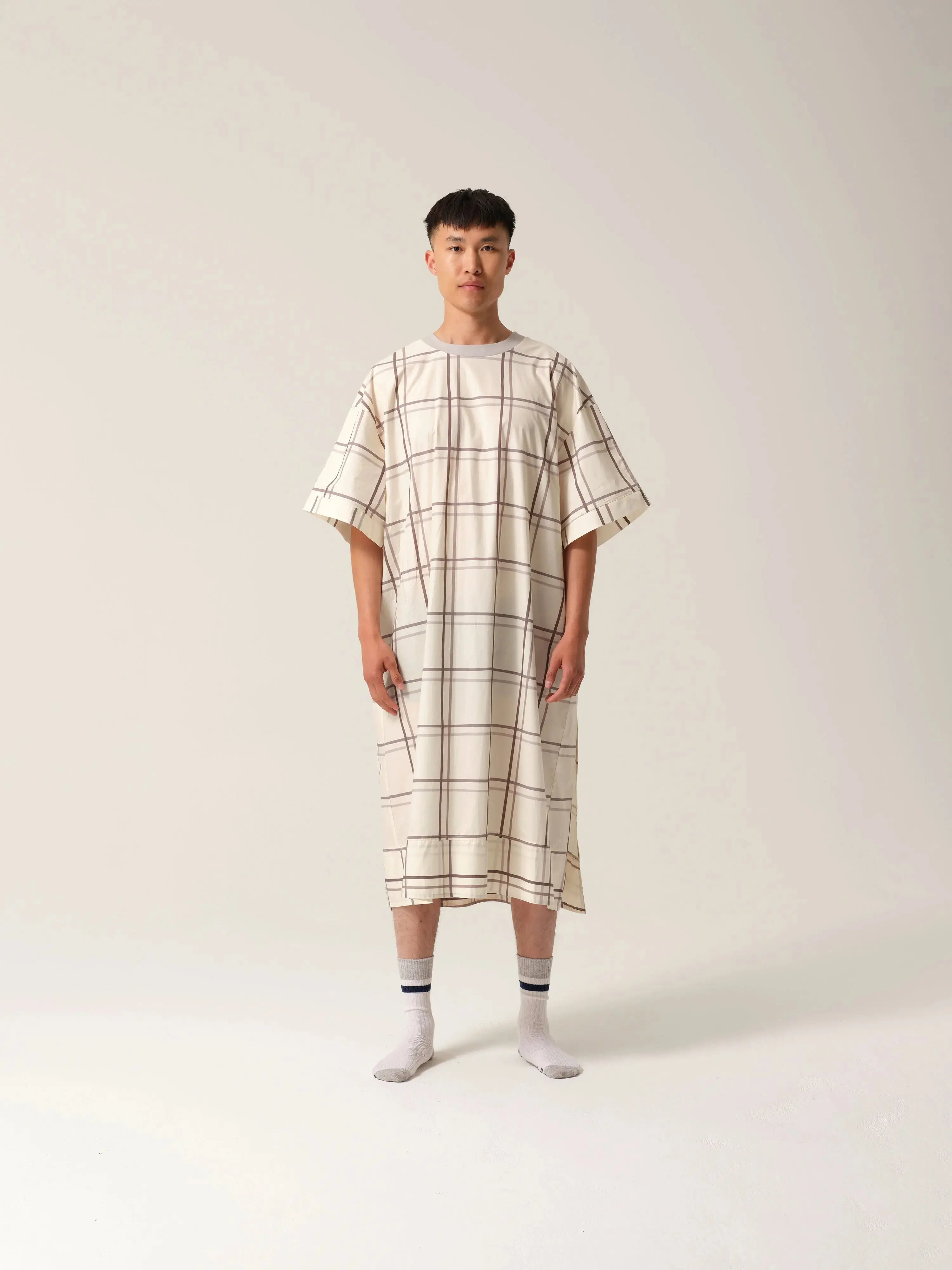 Mens Beam Hospital Gown Silver Linings - Image 2