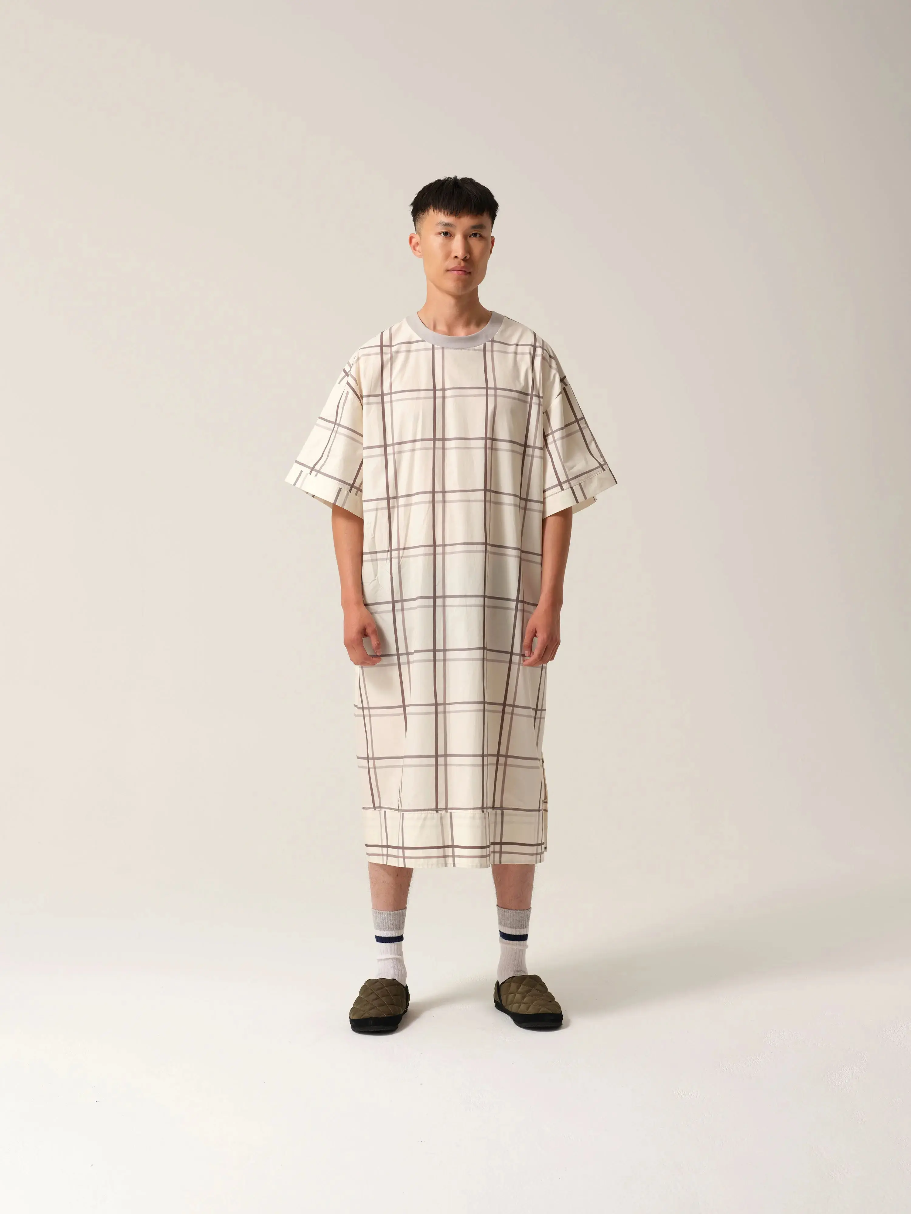Mens Beam Hospital Gown Silver Linings - Image 3