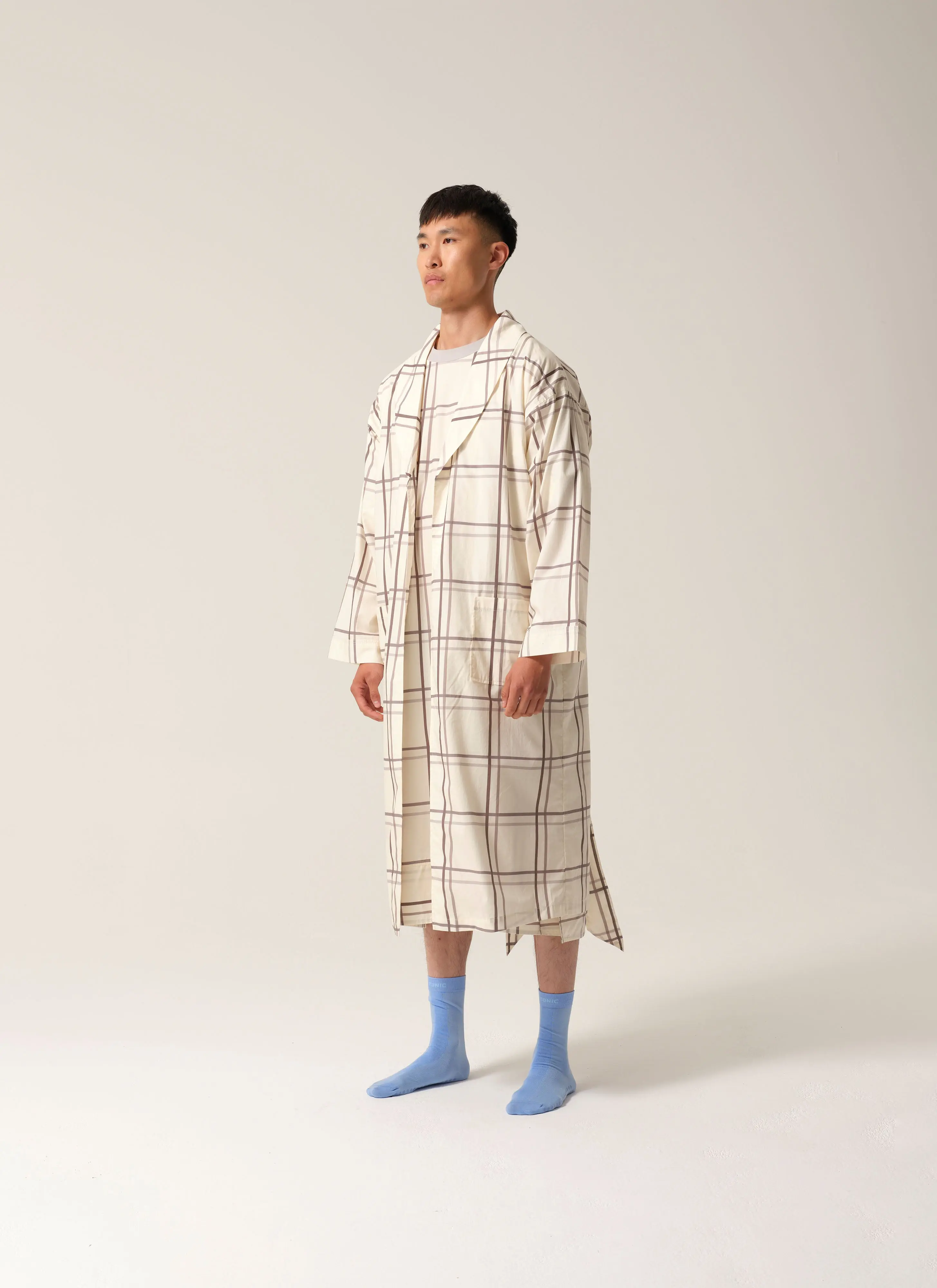 Mens Hush Dressing Gown Silver Linings - Image 2