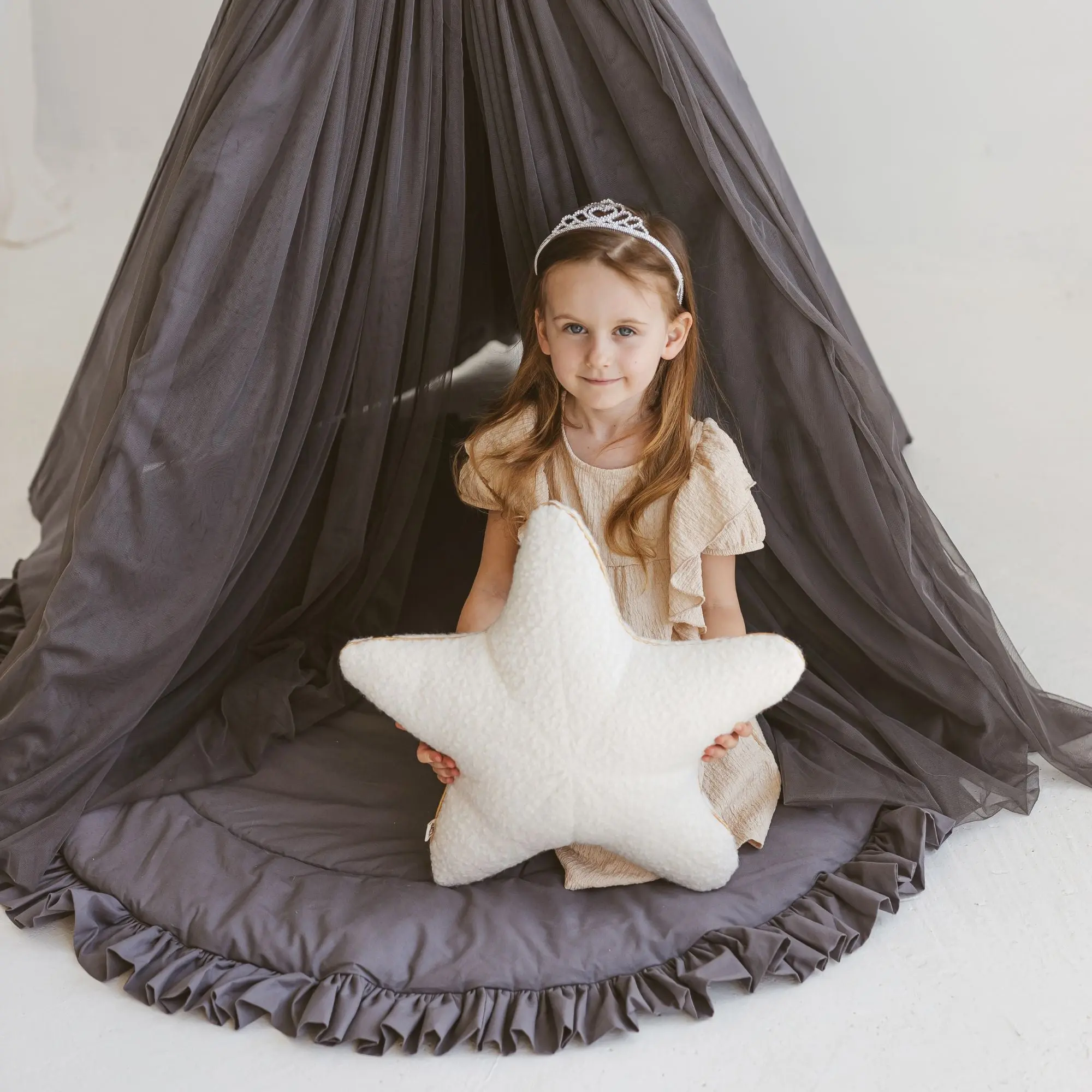 Ecru Boucle Starfish Cushion with Chic Golden Trim - Image 3