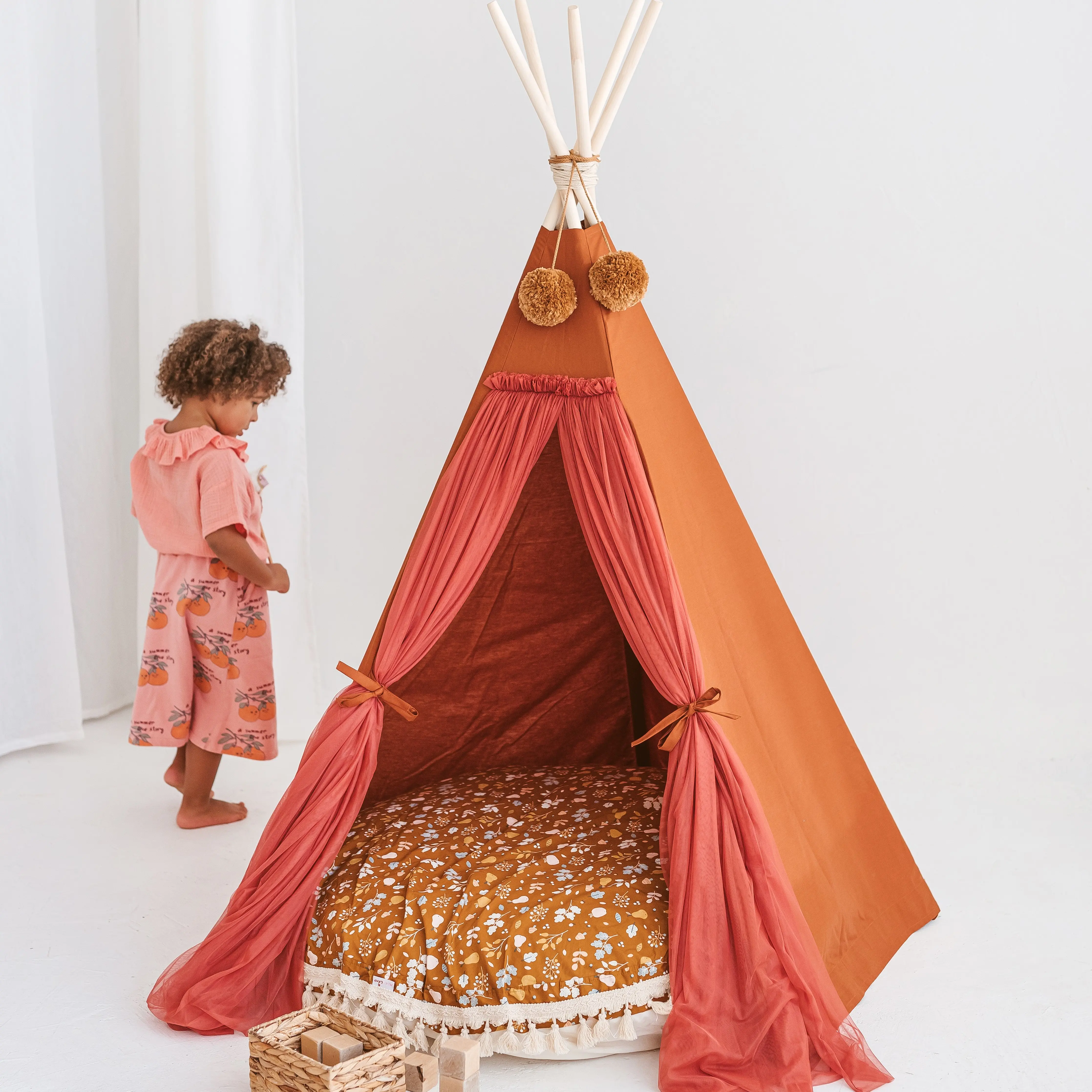 Cognac Fairy Kids Play Tent with Tulle - Image 3