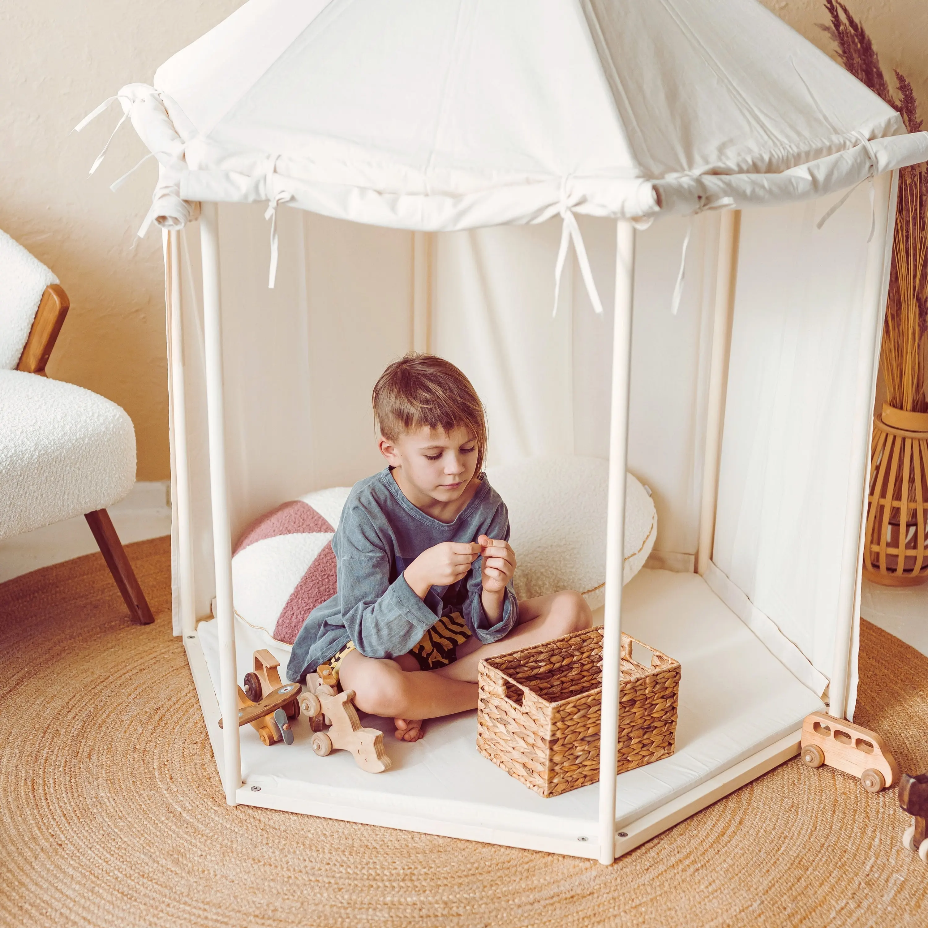 Indoor Playhouse Tent in Pavilion Shape - Image 3