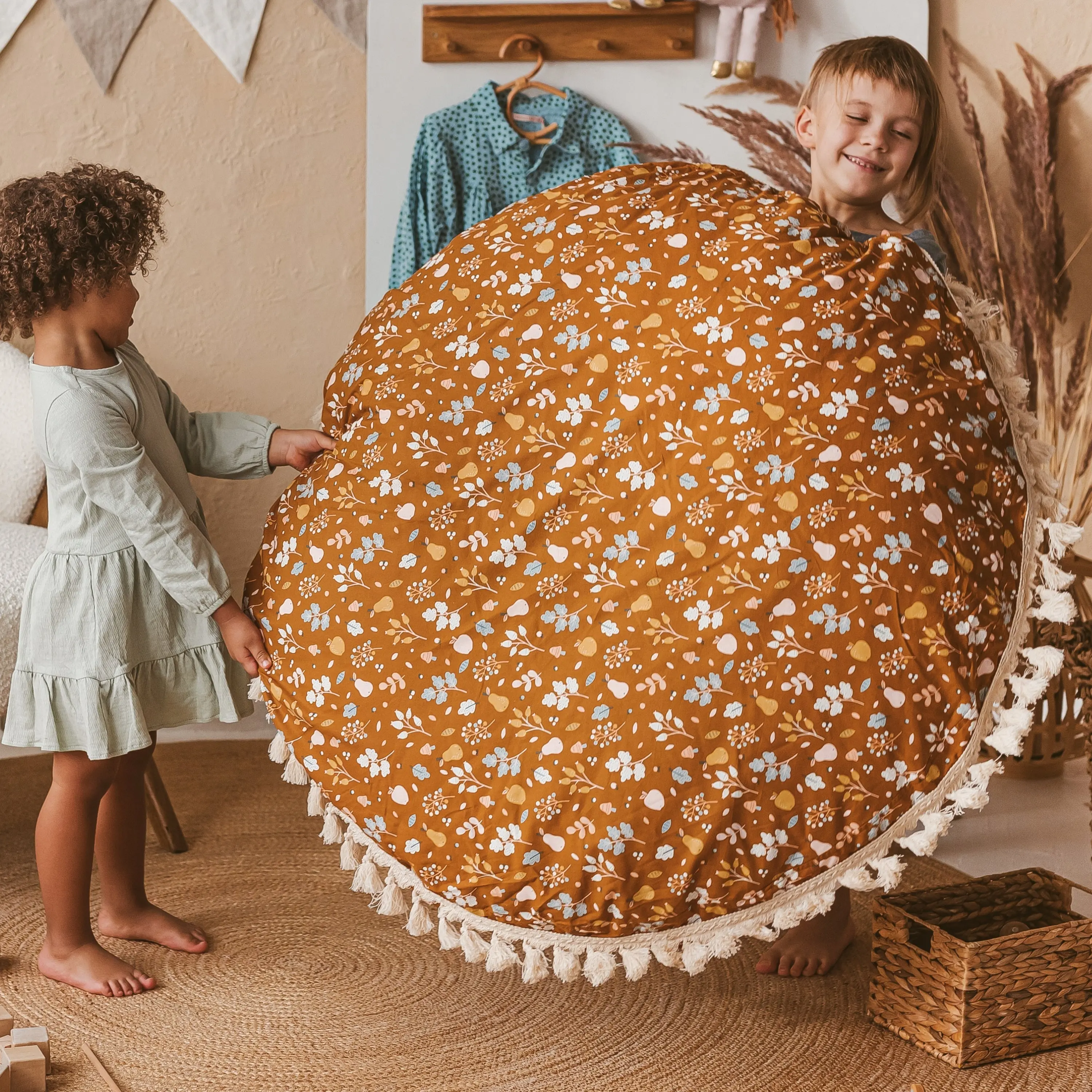 Kids Floor Cushion Seating Pouffe in Plant Pattern - Image 3