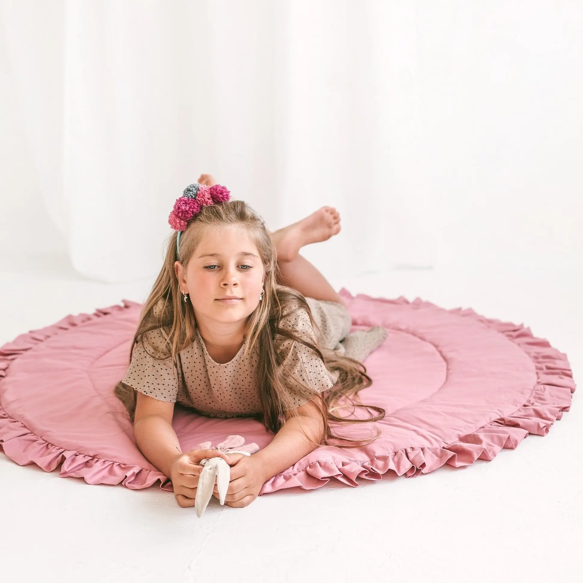 Rose Kids Playmat with Ruffled Border - Image 4