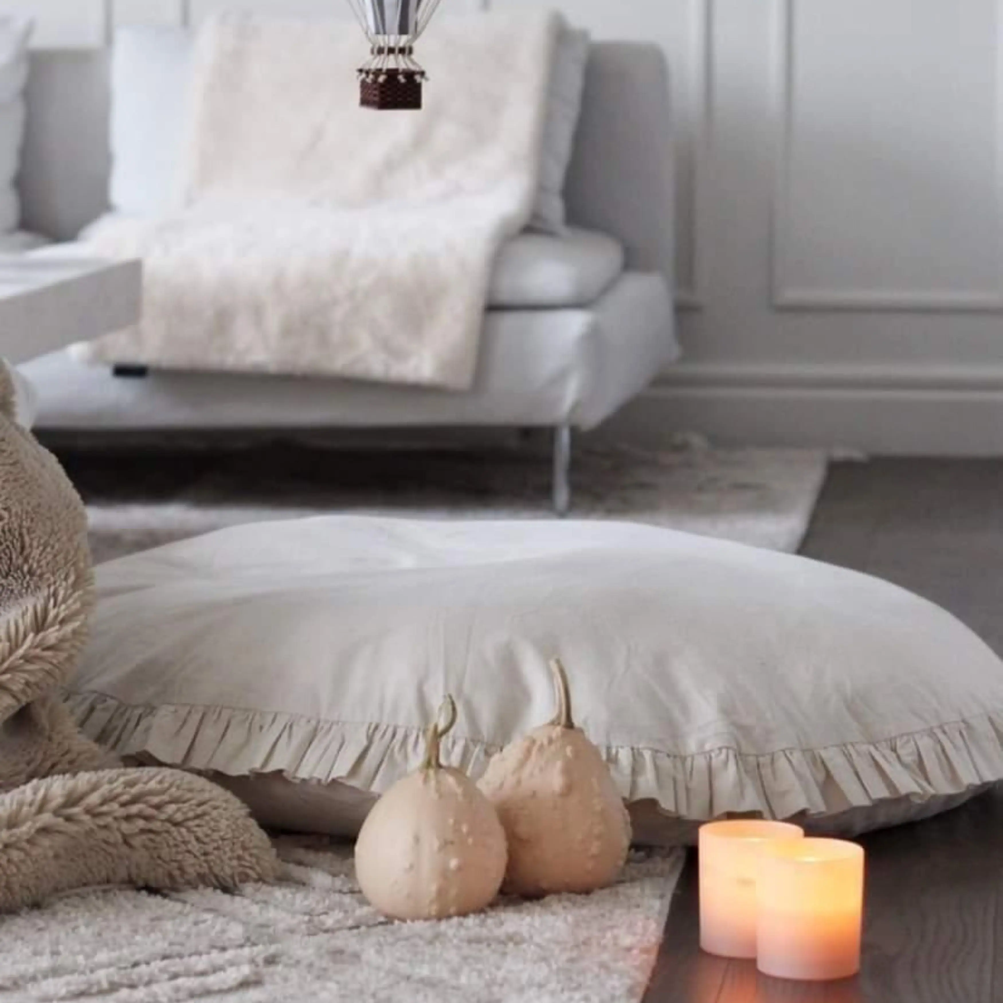 Large Floor Cushion with Ruffled Edges - Image 6