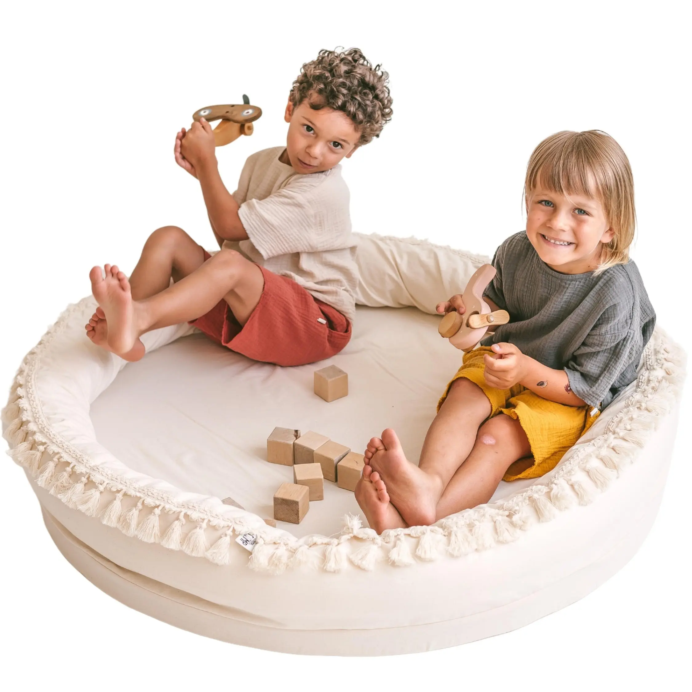 Large Round Nest Play Mat & Kids Lounger in Ecru - Image 7
