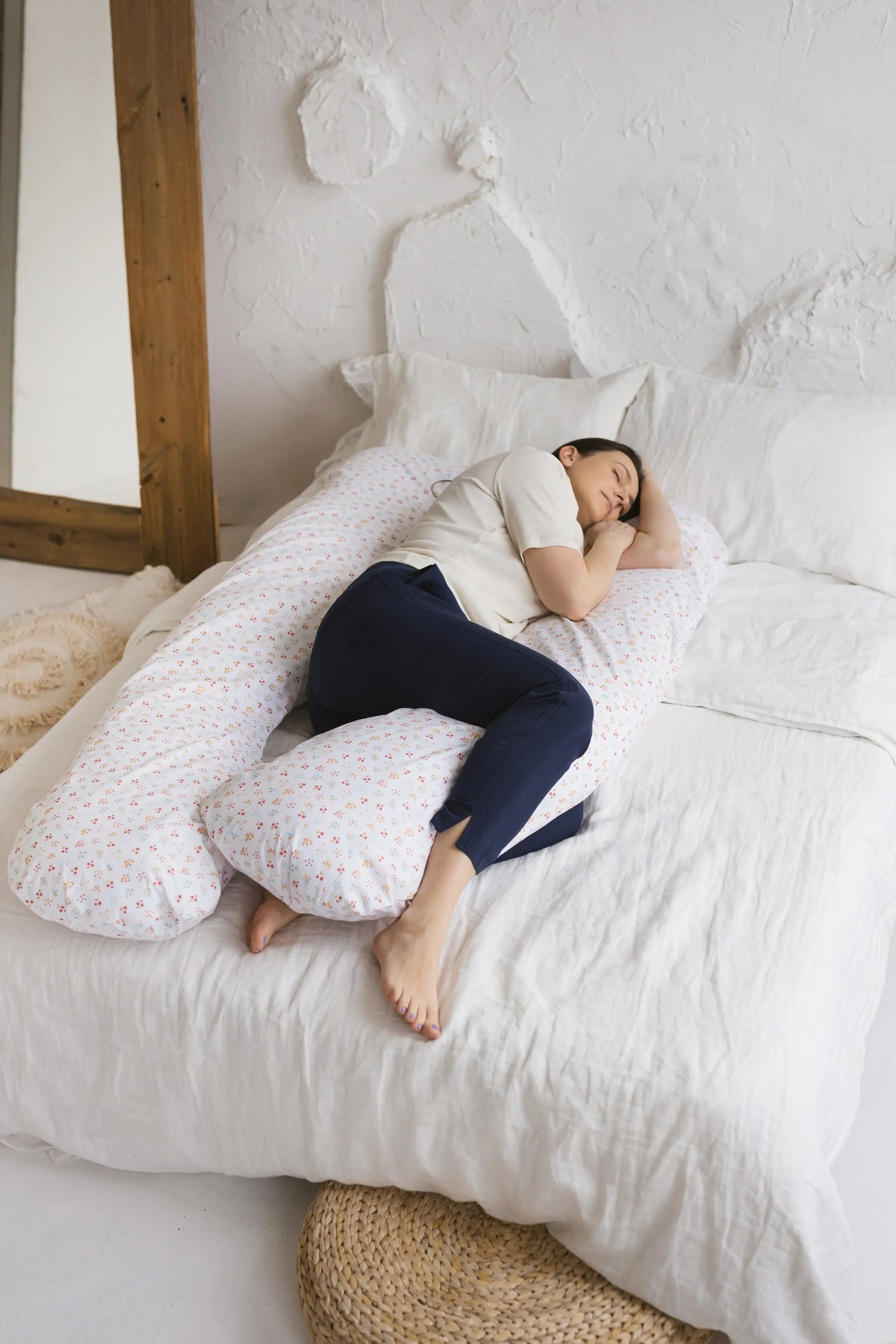 U-Shaped Maternity Pillow with Organic Cover in Milk White | Kapok or PES Filling - Image 7