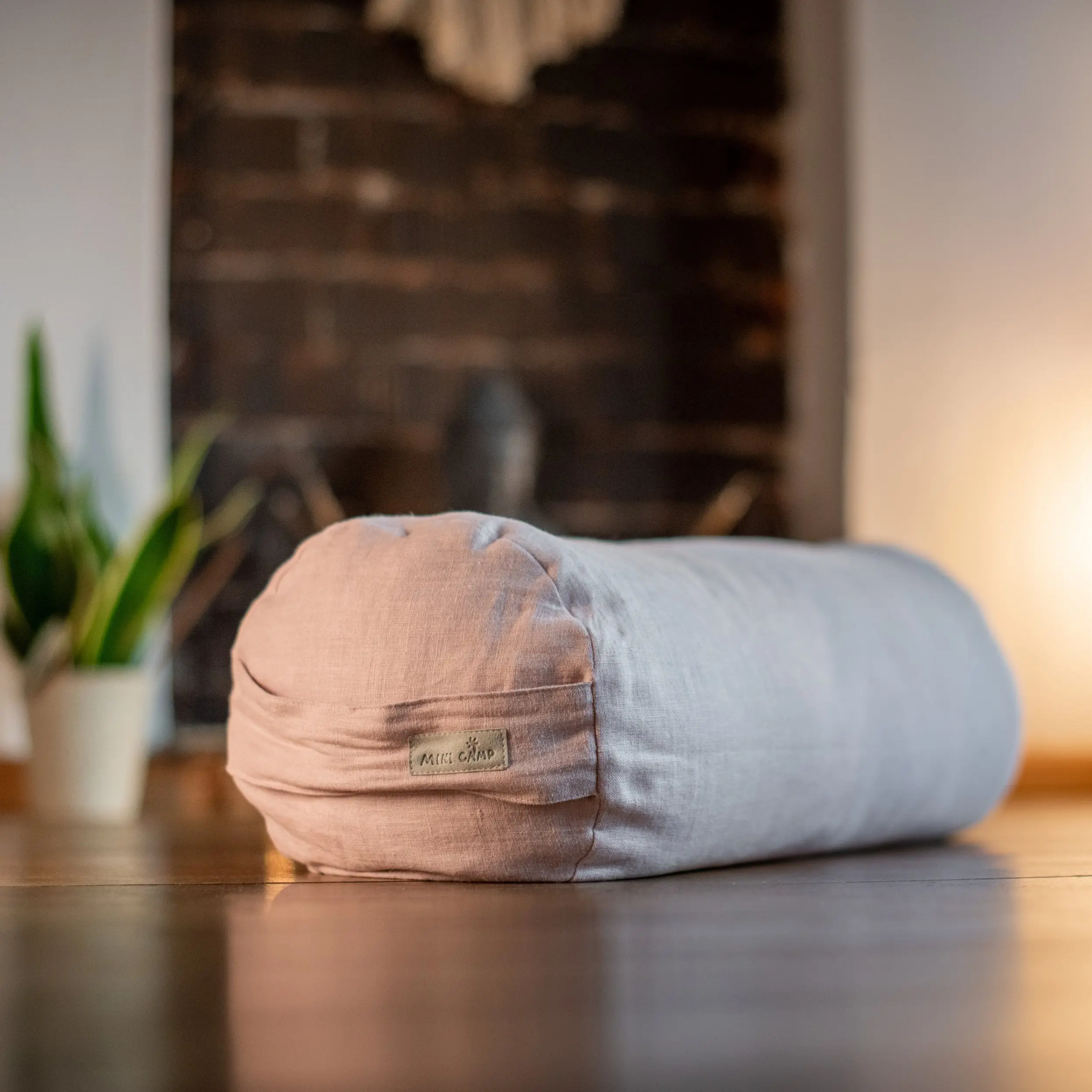 Yoga Bolster Meditation Cushion from 100% Linen in Dusty Pink - Image 3