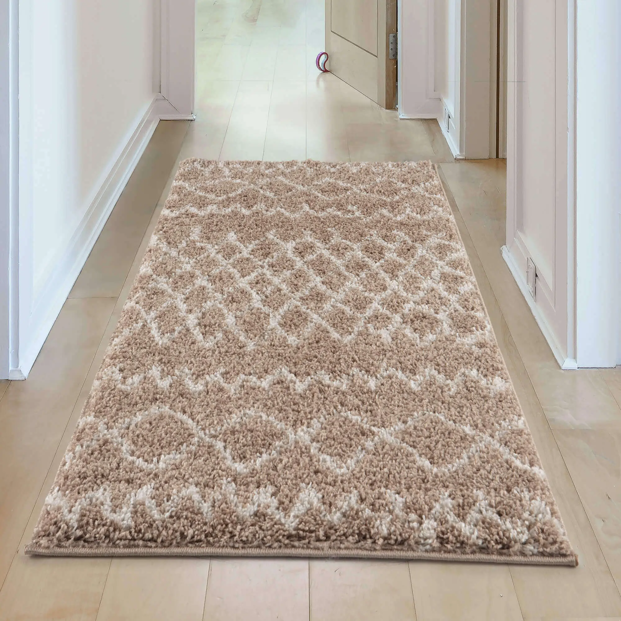 Moroccan Beige Shaggy Rug | 920 - Image 23