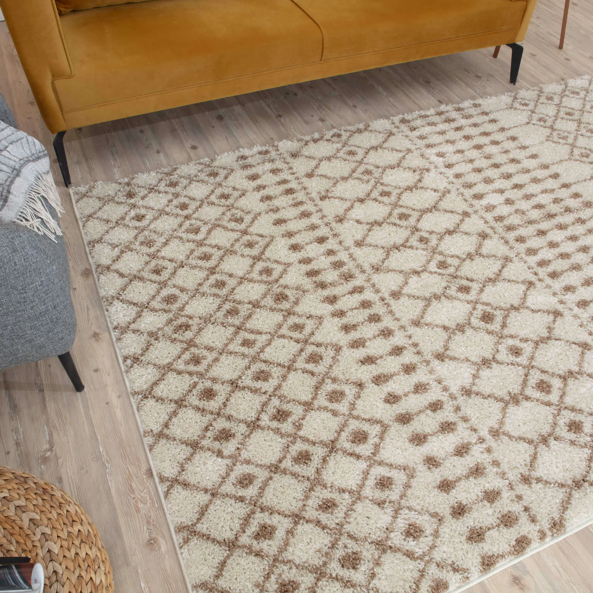 Moroccan Ivory Beige Shaggy Rug | 1030 - Image 6