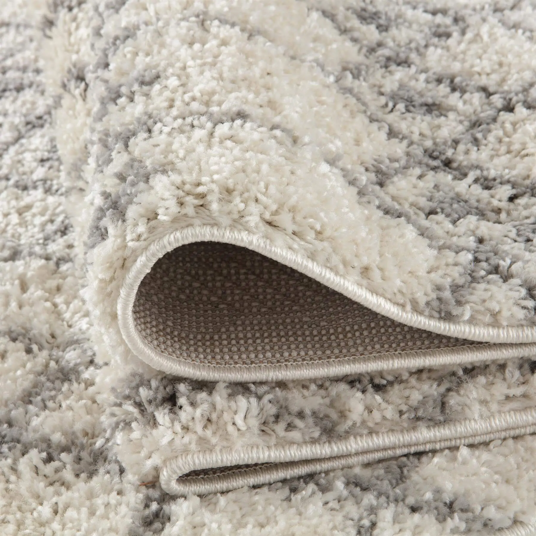 Moroccan Ivory Grey Shaggy Rug | 1000 - Image 10
