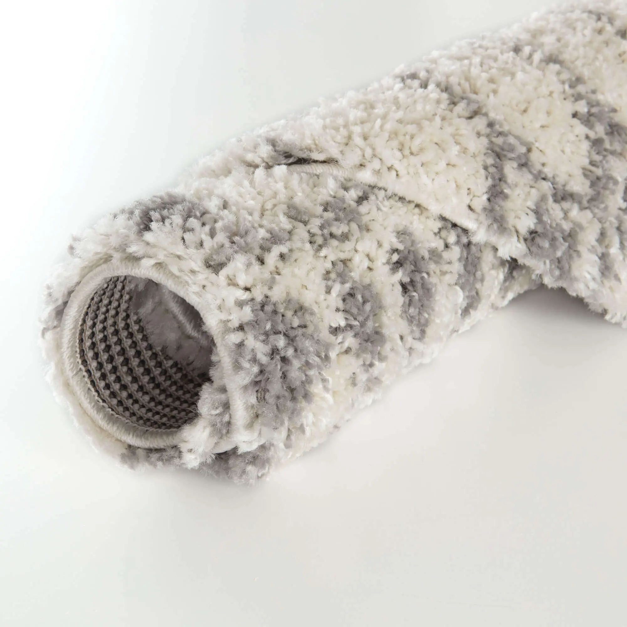 Moroccan Ivory Grey Shaggy Rug | 1000 - Image 27