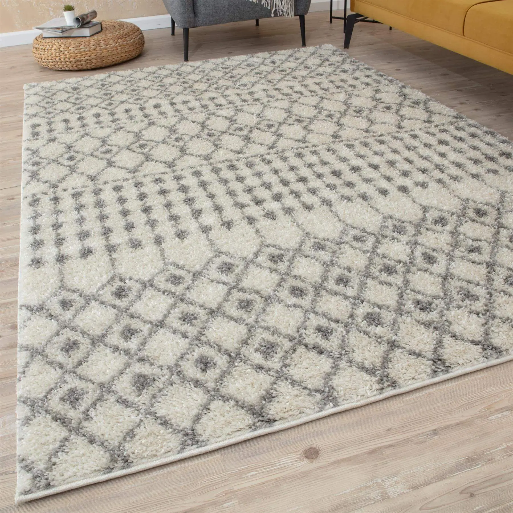 Moroccan Ivory Grey Shaggy Rug | 1000 - Image 3