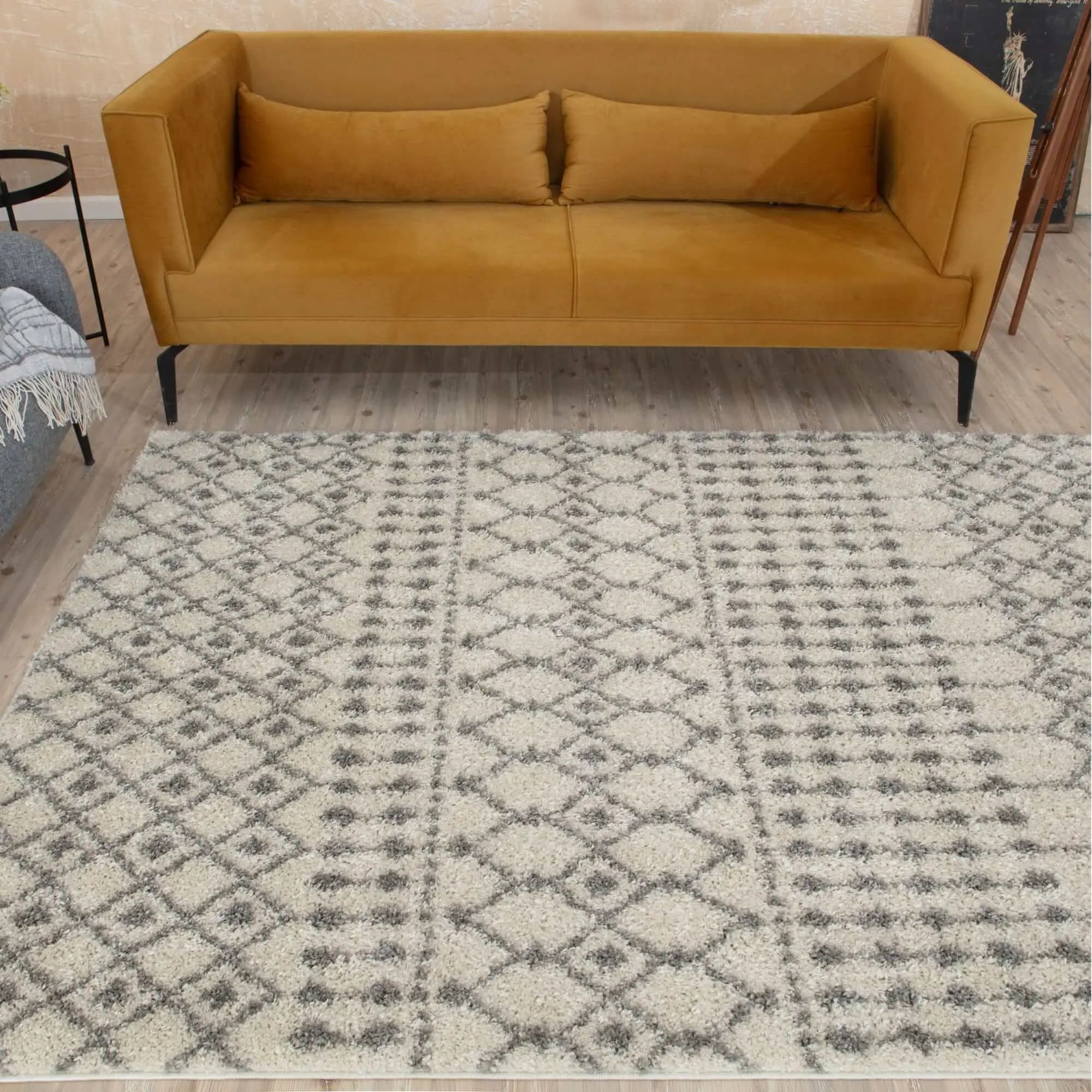 Moroccan Ivory Grey Shaggy Rug | 1000 - Image 4