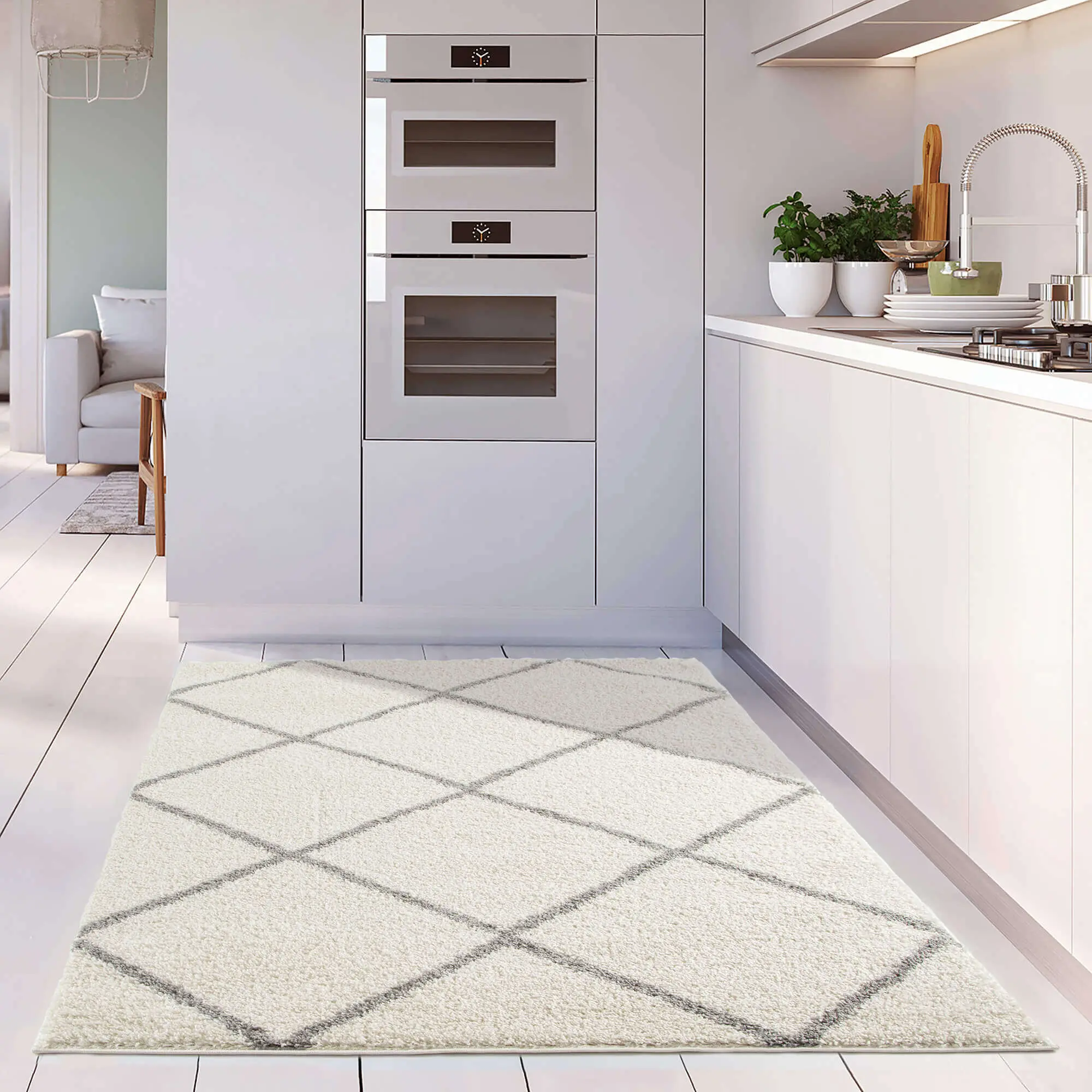 Moroccan Ivory Shaggy Rug | 500 - Image 12