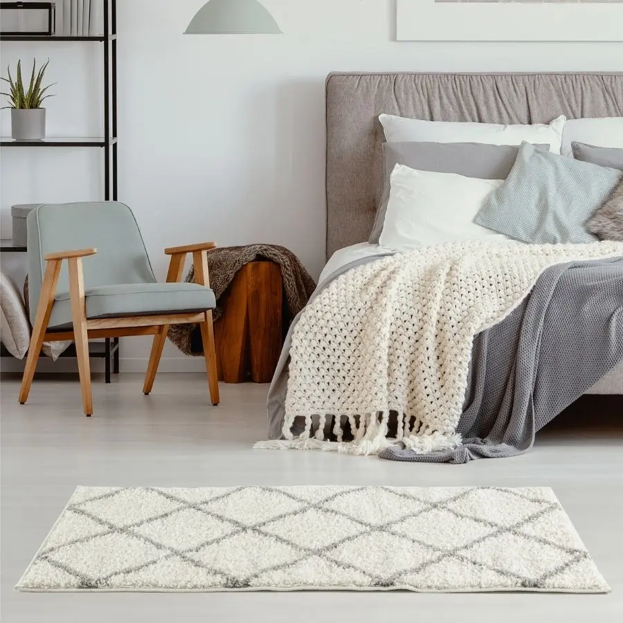 Moroccan Ivory Shaggy Rug | 500 - Image 23