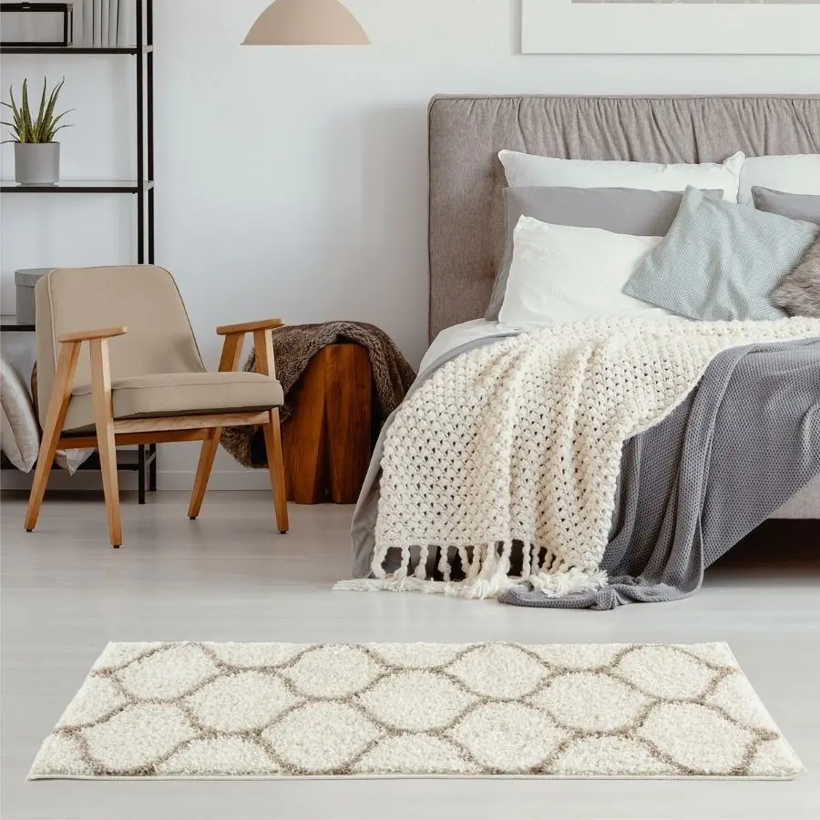 Moroccan Ivory Shaggy Rug | 630 - Image 18