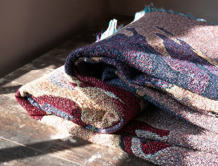 Mount Lucio Blanket - Image 5